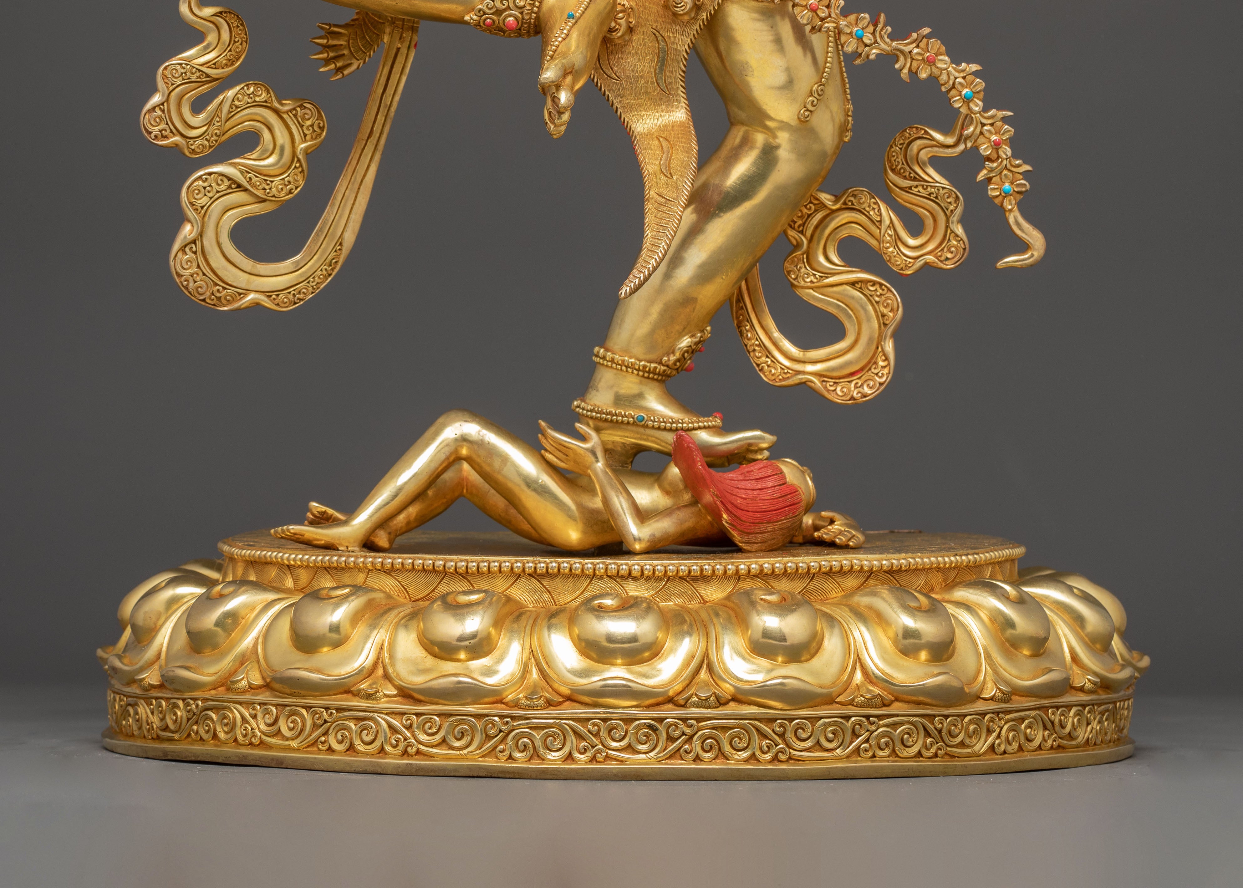 Kurukulla Sculpture: The Goddess of Attraction | Powerful Vajrayana Deity