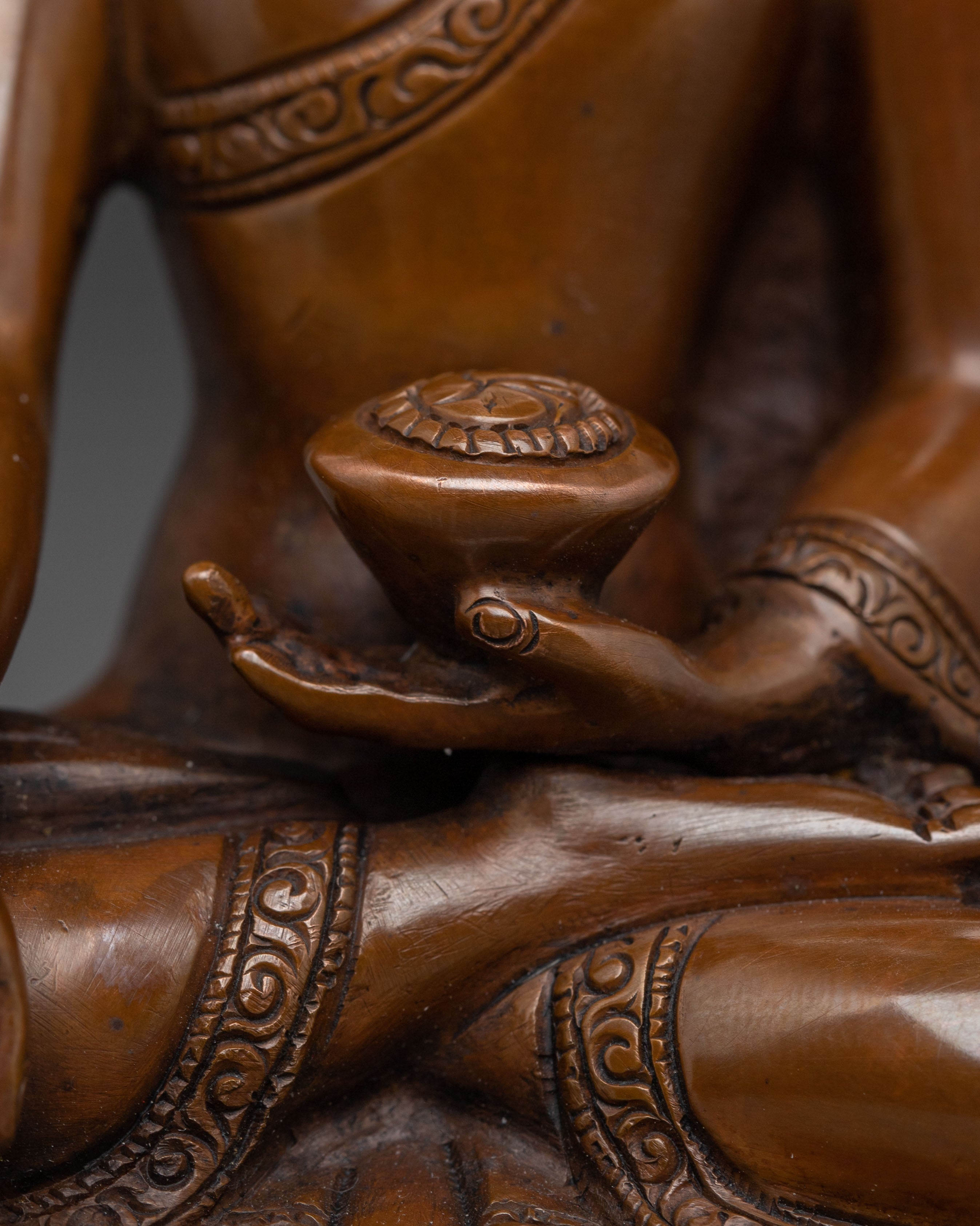 Handcrafted Copper Statue of Buddha Shakyamuni