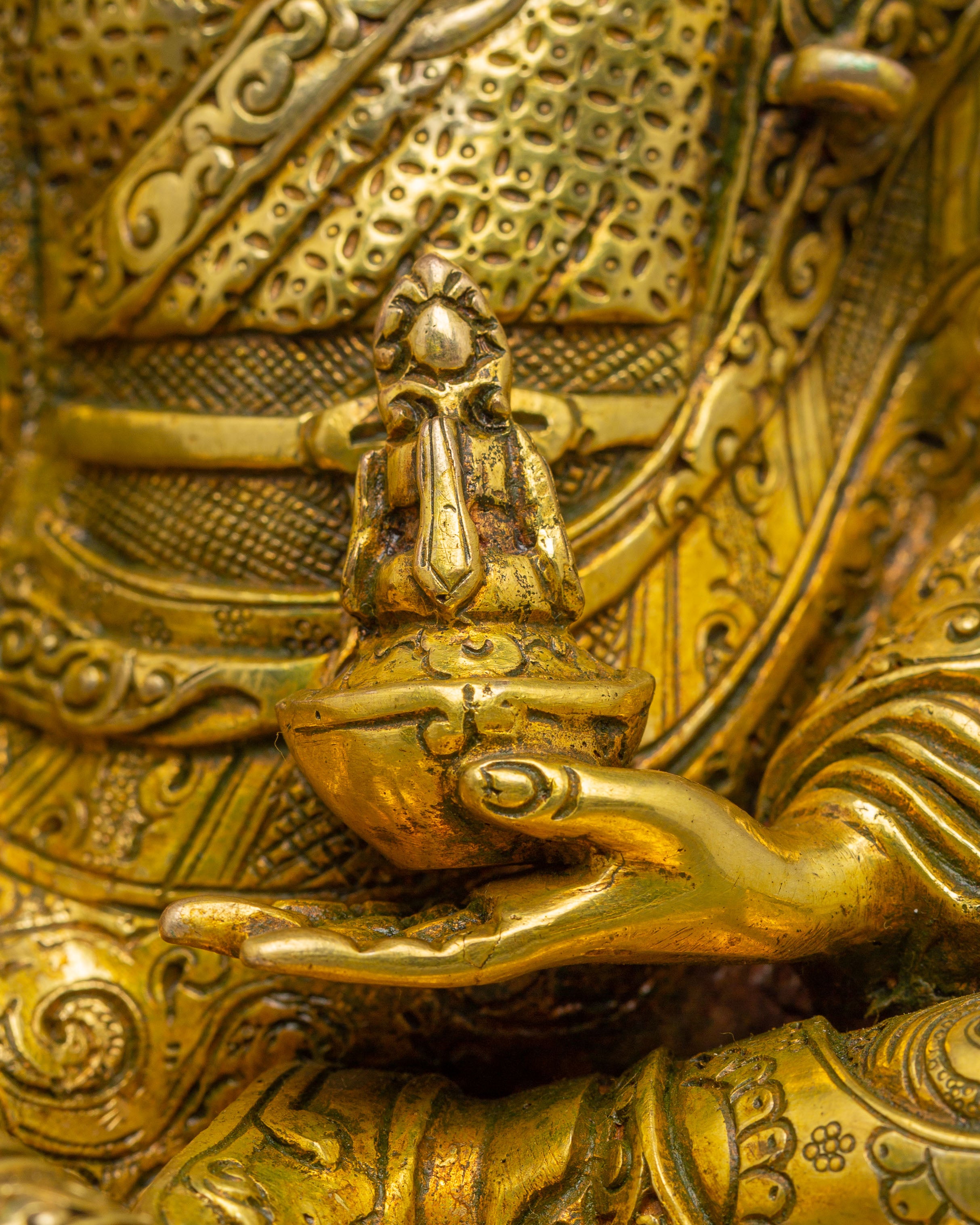 Himalayan Vajrayana Buddhist Master Guru Rinpoche Statue