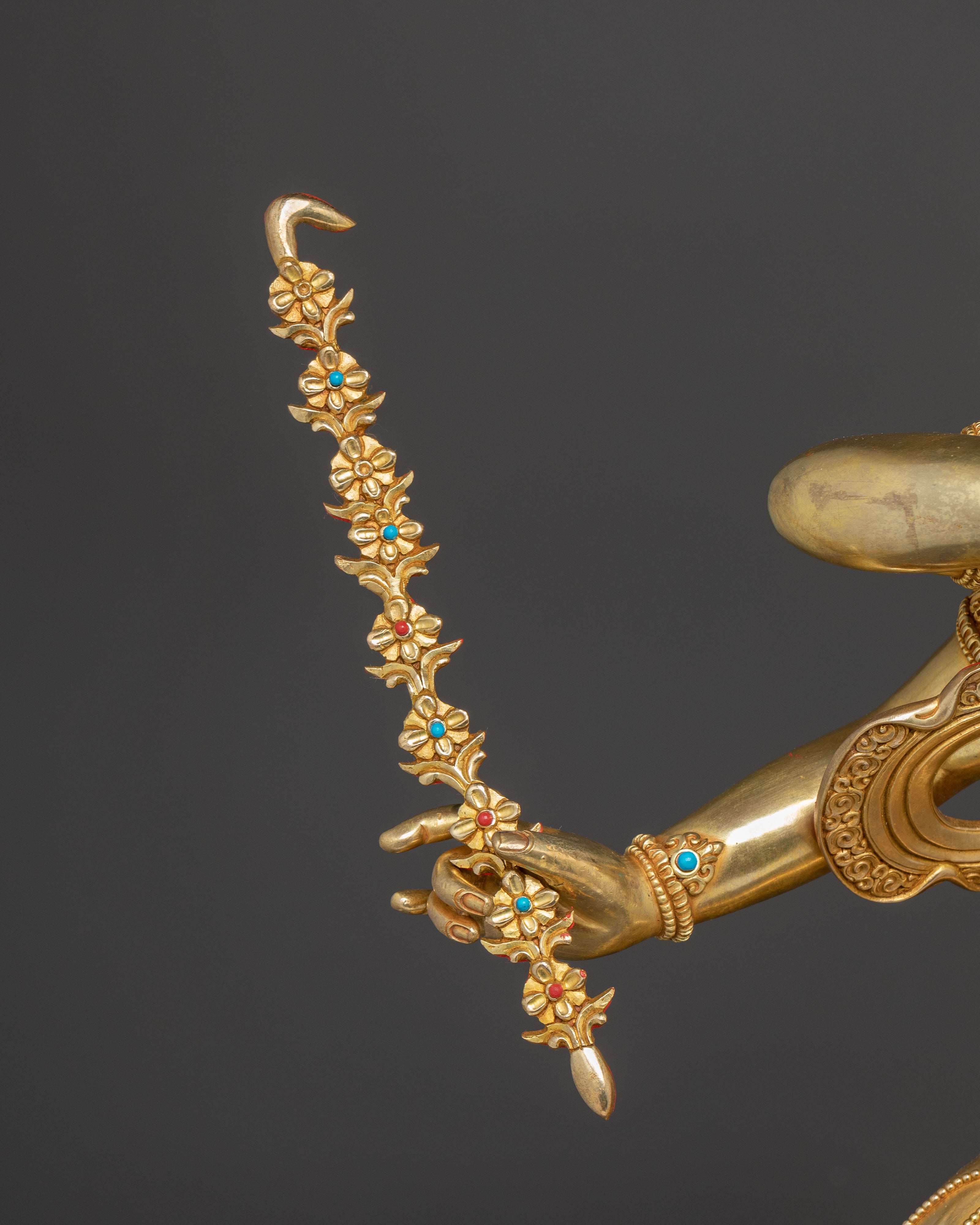 Kurukulla Sculpture: The Goddess of Attraction | Powerful Vajrayana Deity