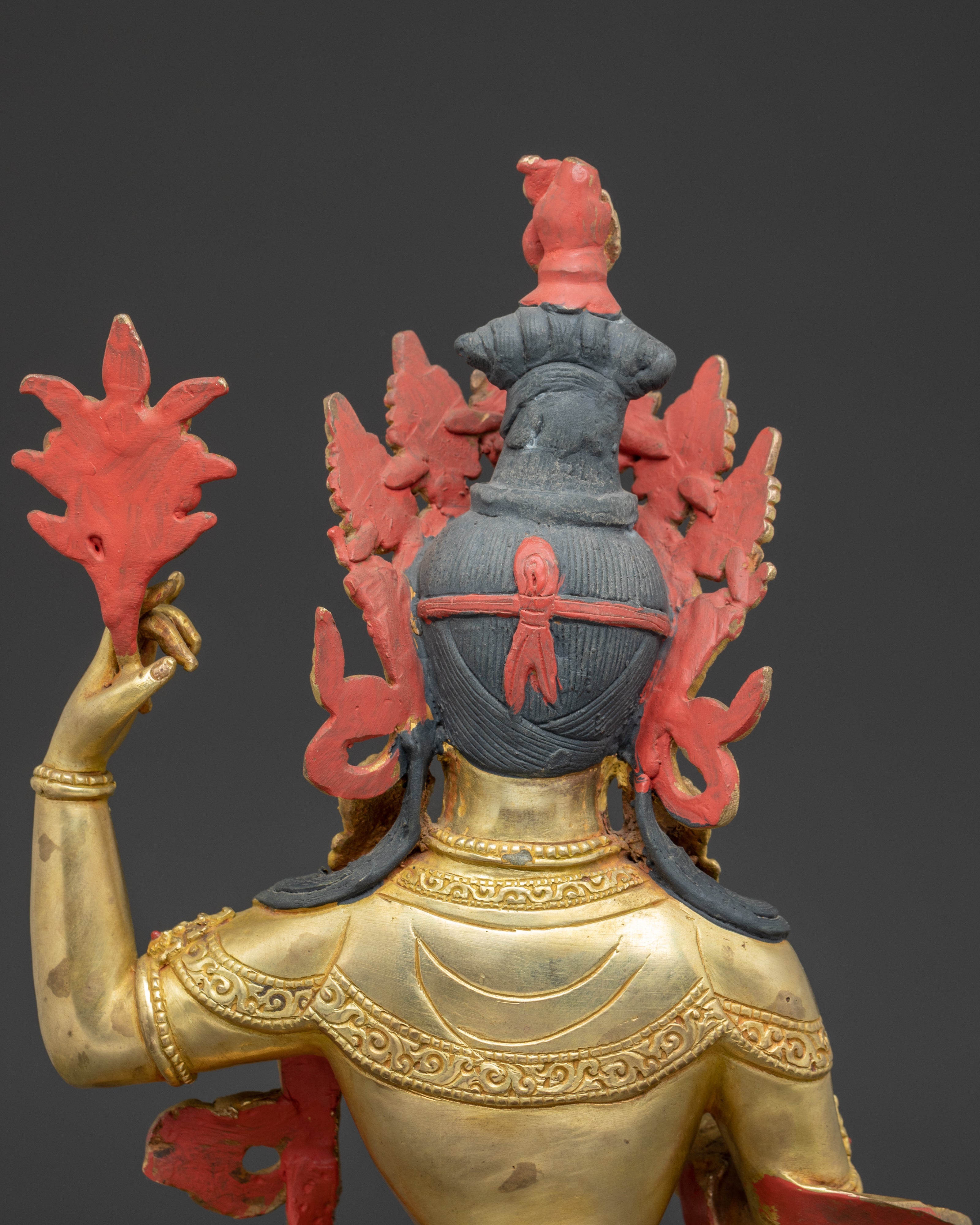 Sherpa Chamma Statue : Mother of All Conquerors