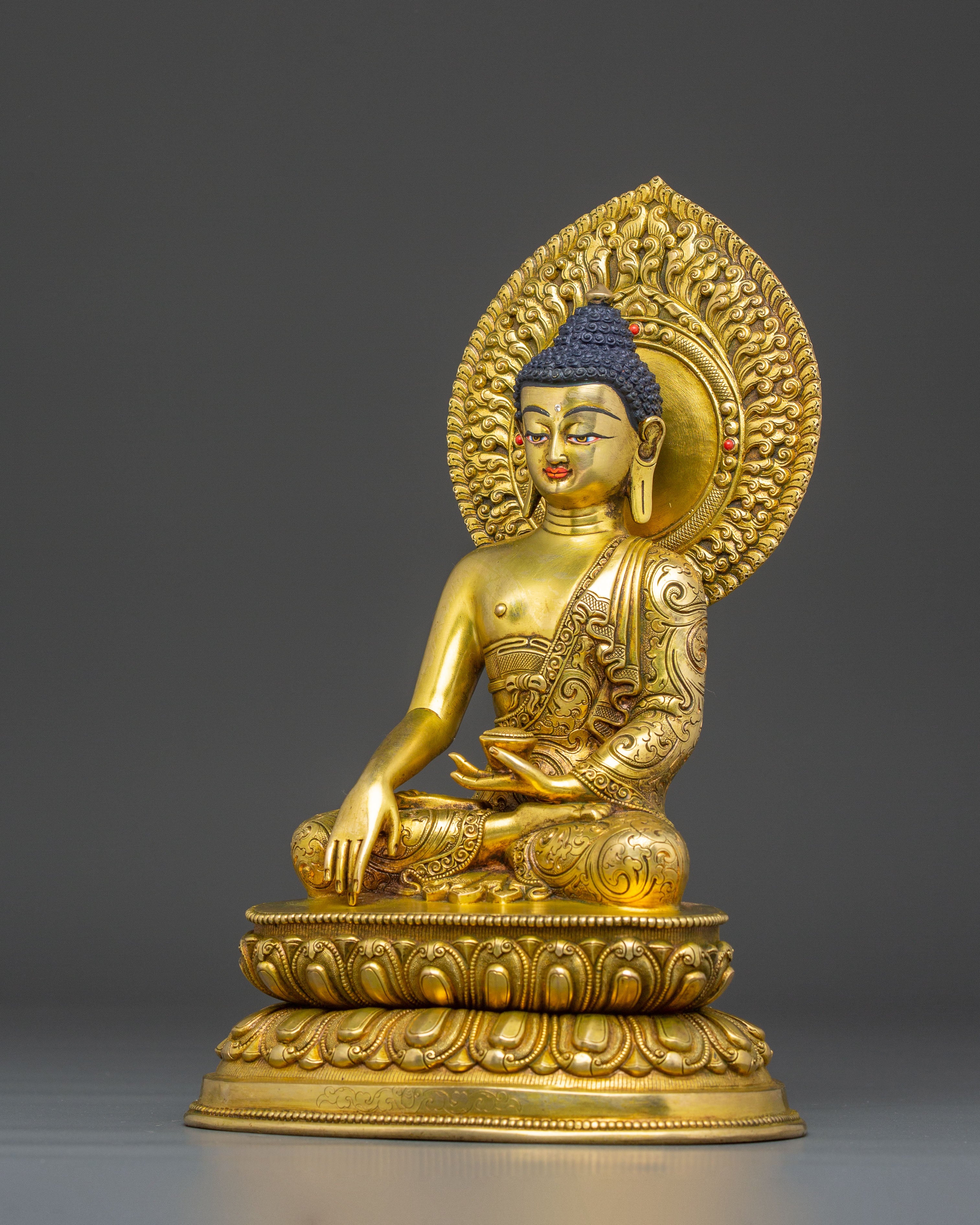 Handmade Golden Statue of Buddha Shakyamuni | The Historical Enlightened One