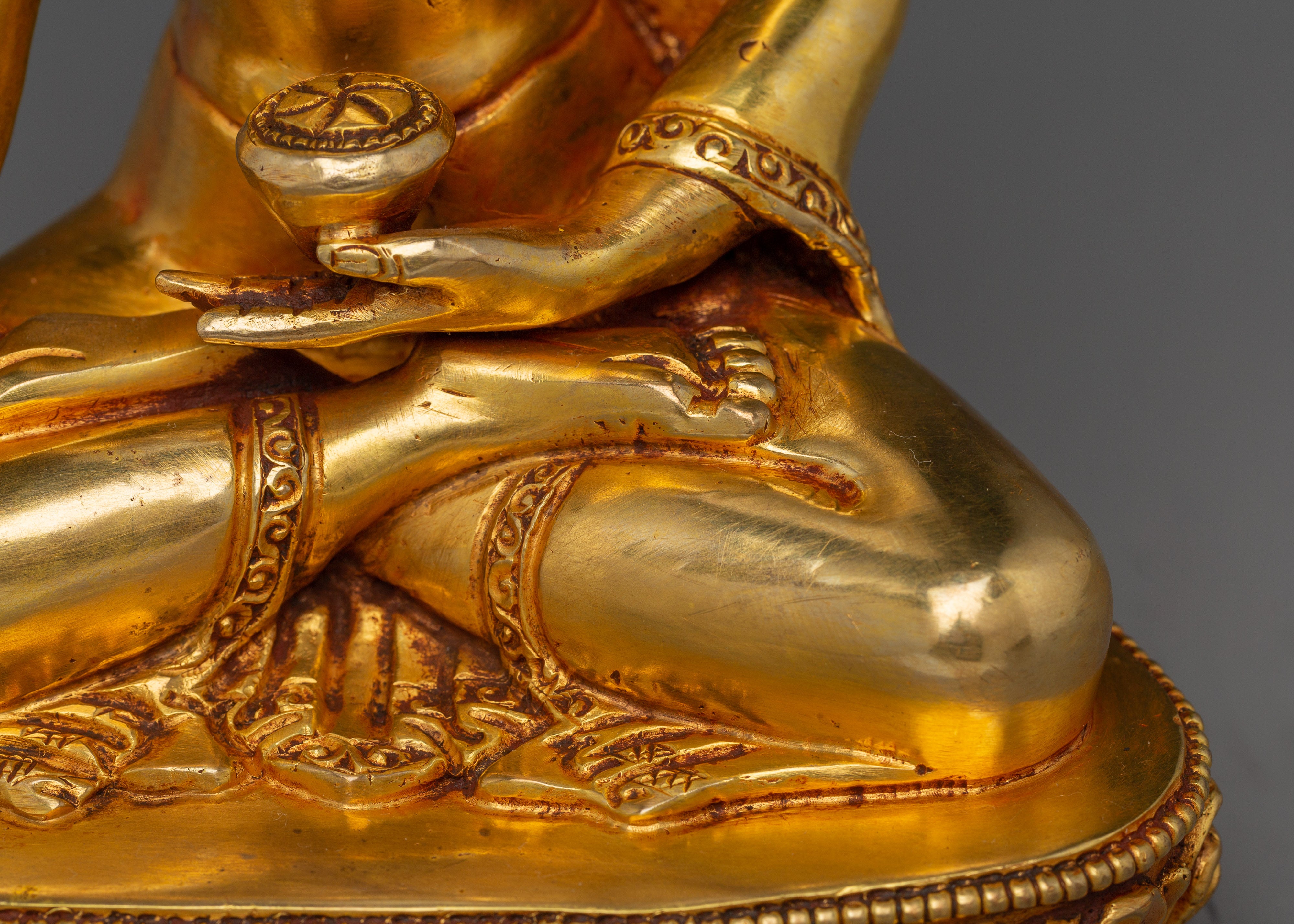 Suparakirtita Namashri Buddha Statue | 24K Gold Gilded Copper Sculpture