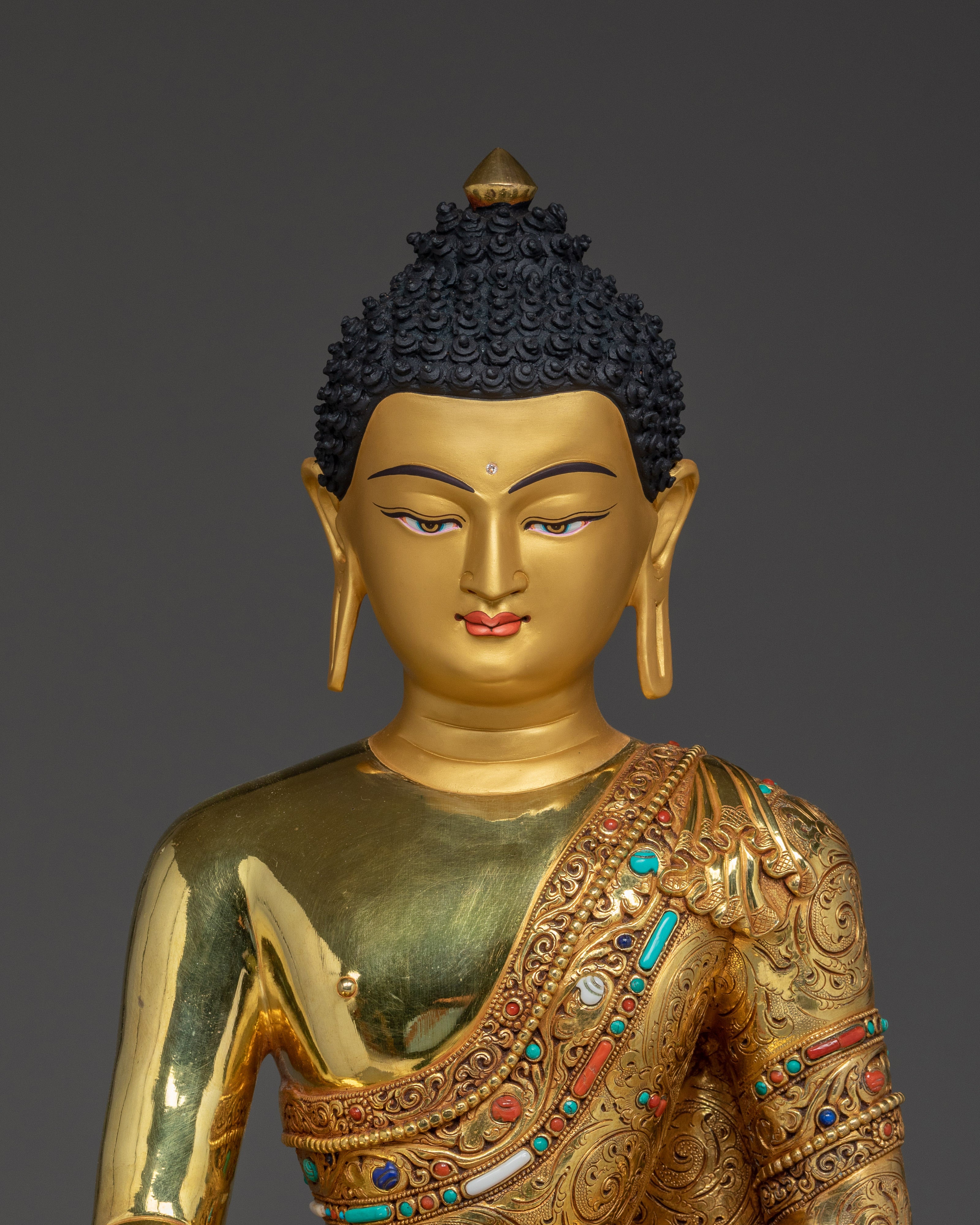 Figurine of Shakyamuni Buddha on throne | Embodying the Noble Path to Enlightenment