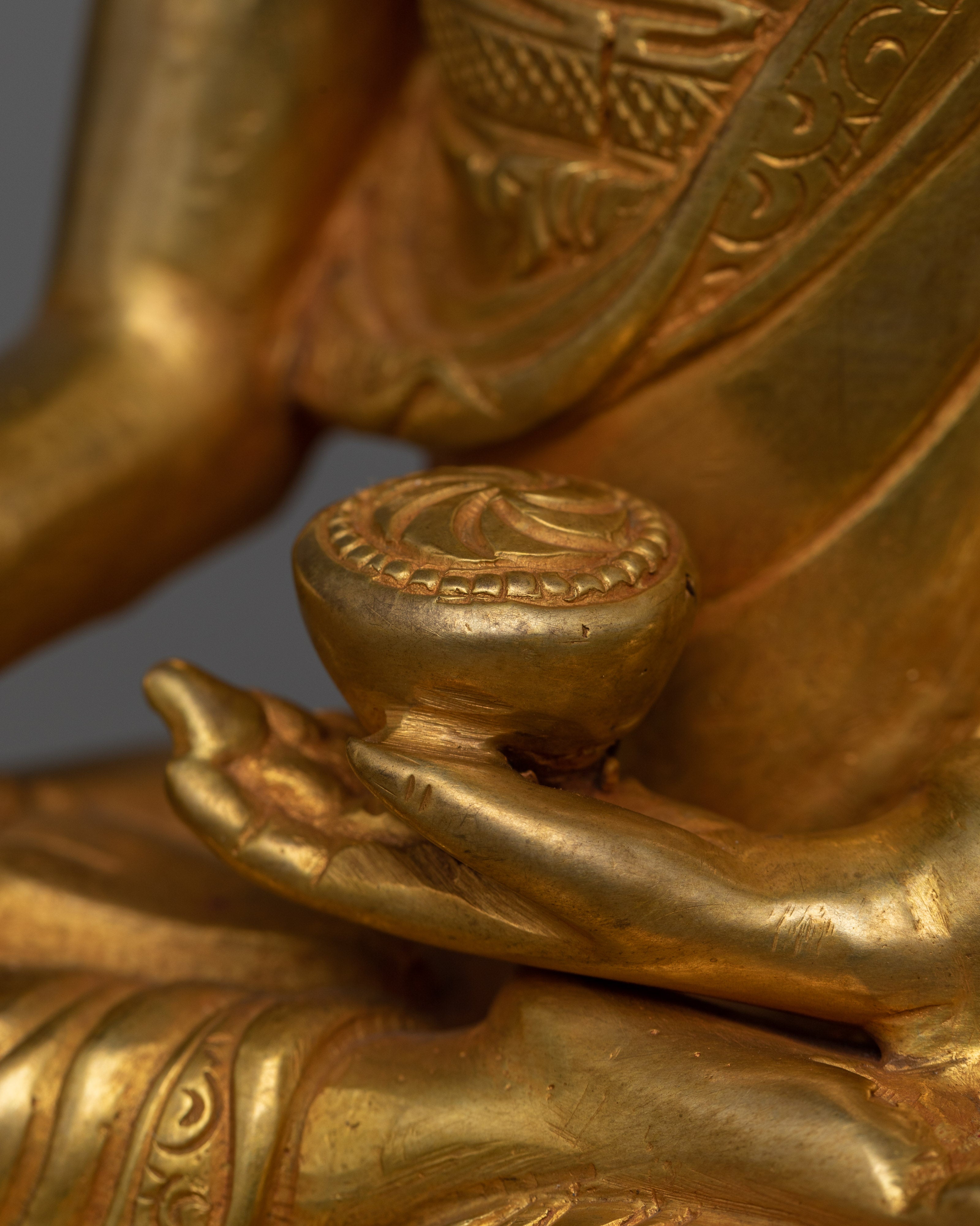 Tathagata Shakyamuni Buddha Statue | Embark on a Journey of Enlightenment