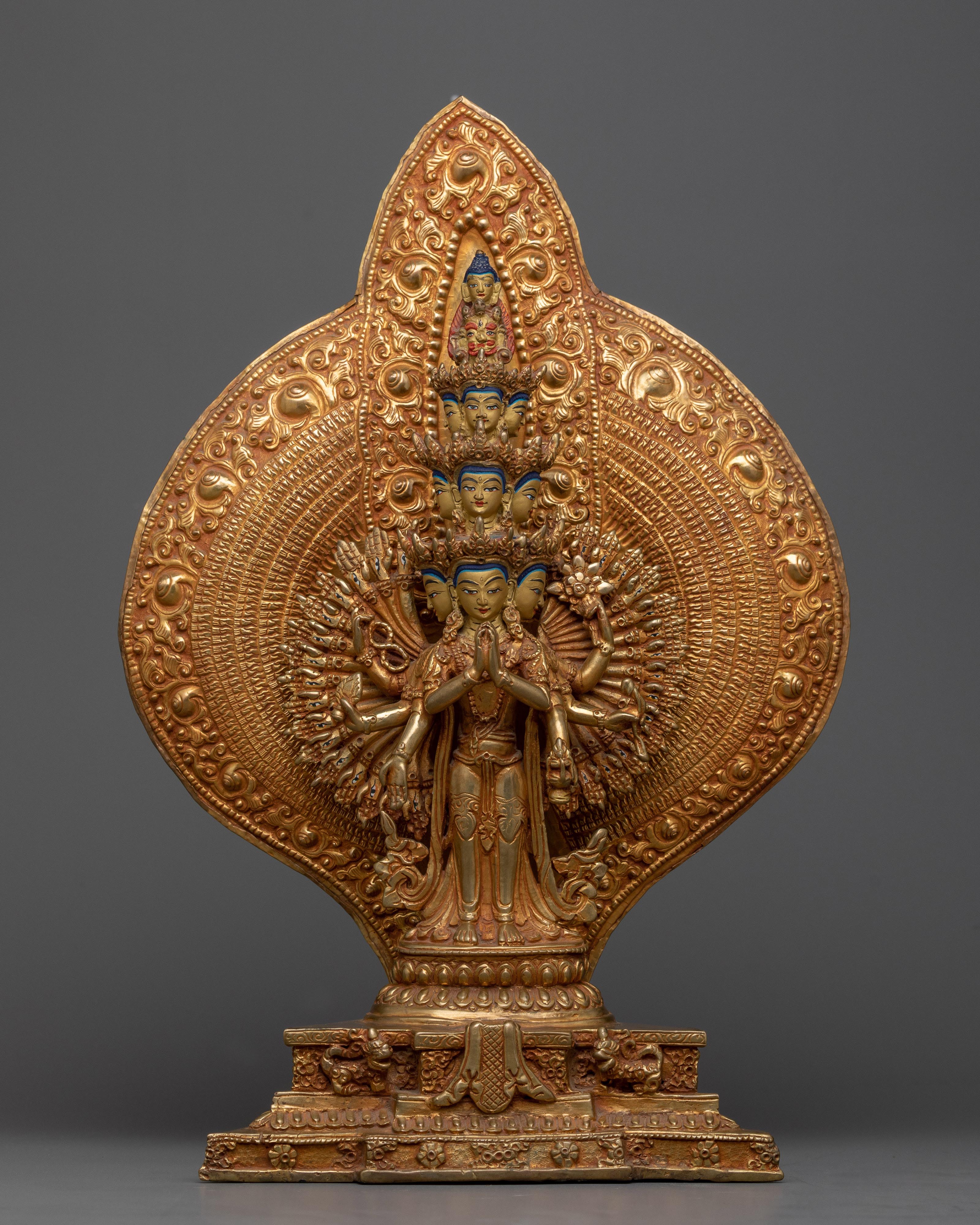 1000 Armed Chenrezig bodhisattva
