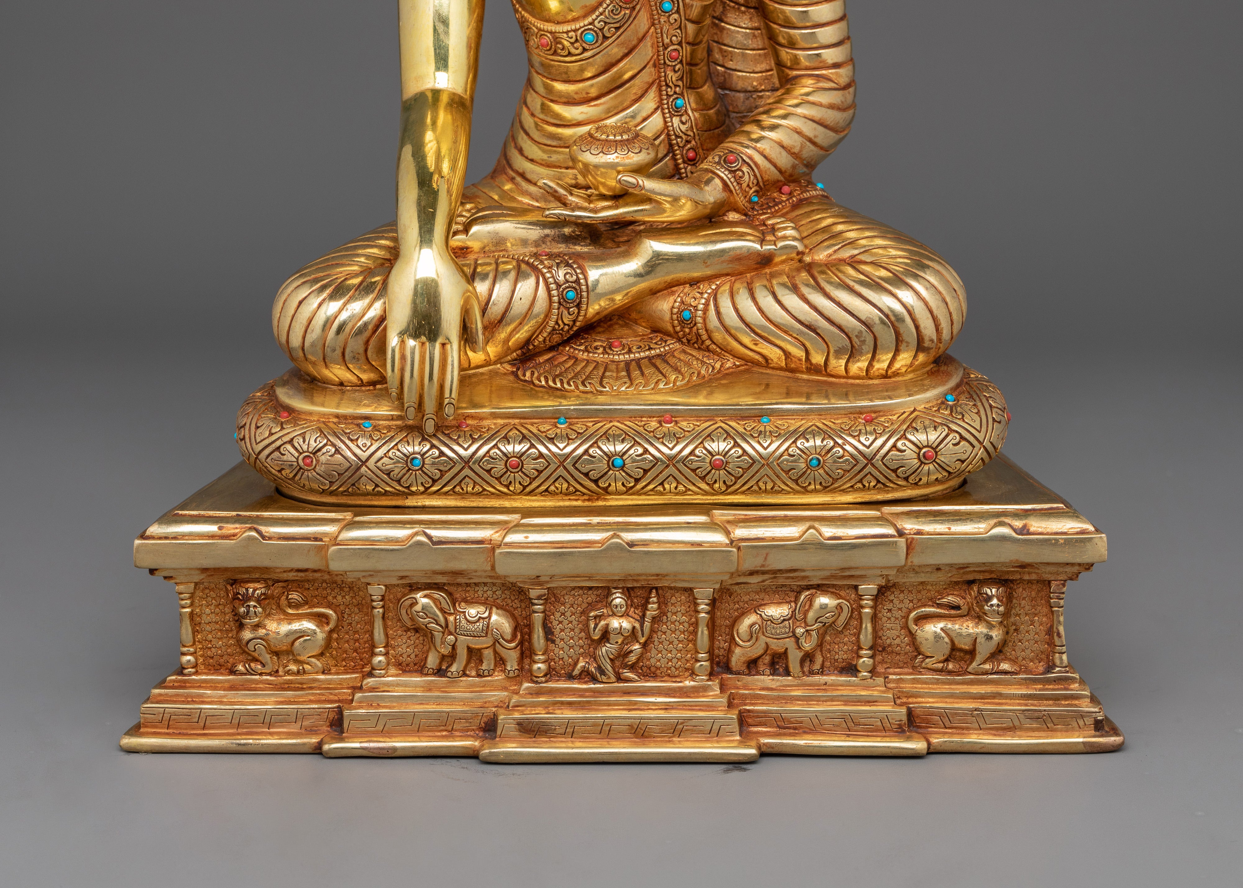 Shakyamuni Buddha Enlightened One Zen Decor | Serene Spiritual Decor and Dharma Gift