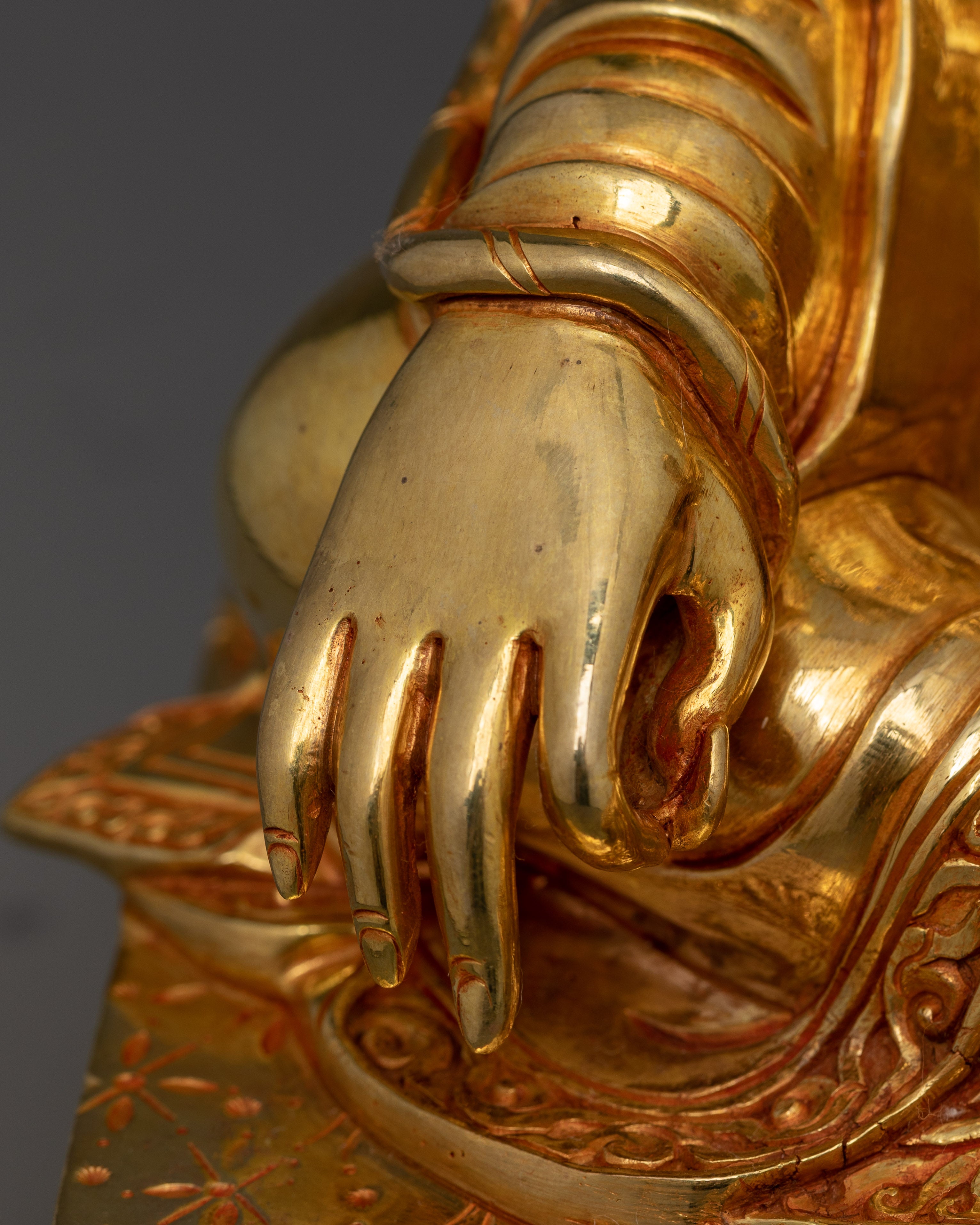 Supreme Tantric Guru Rinpoche Set | A Sacred Symbol of Vajrayana Tradition and Protection