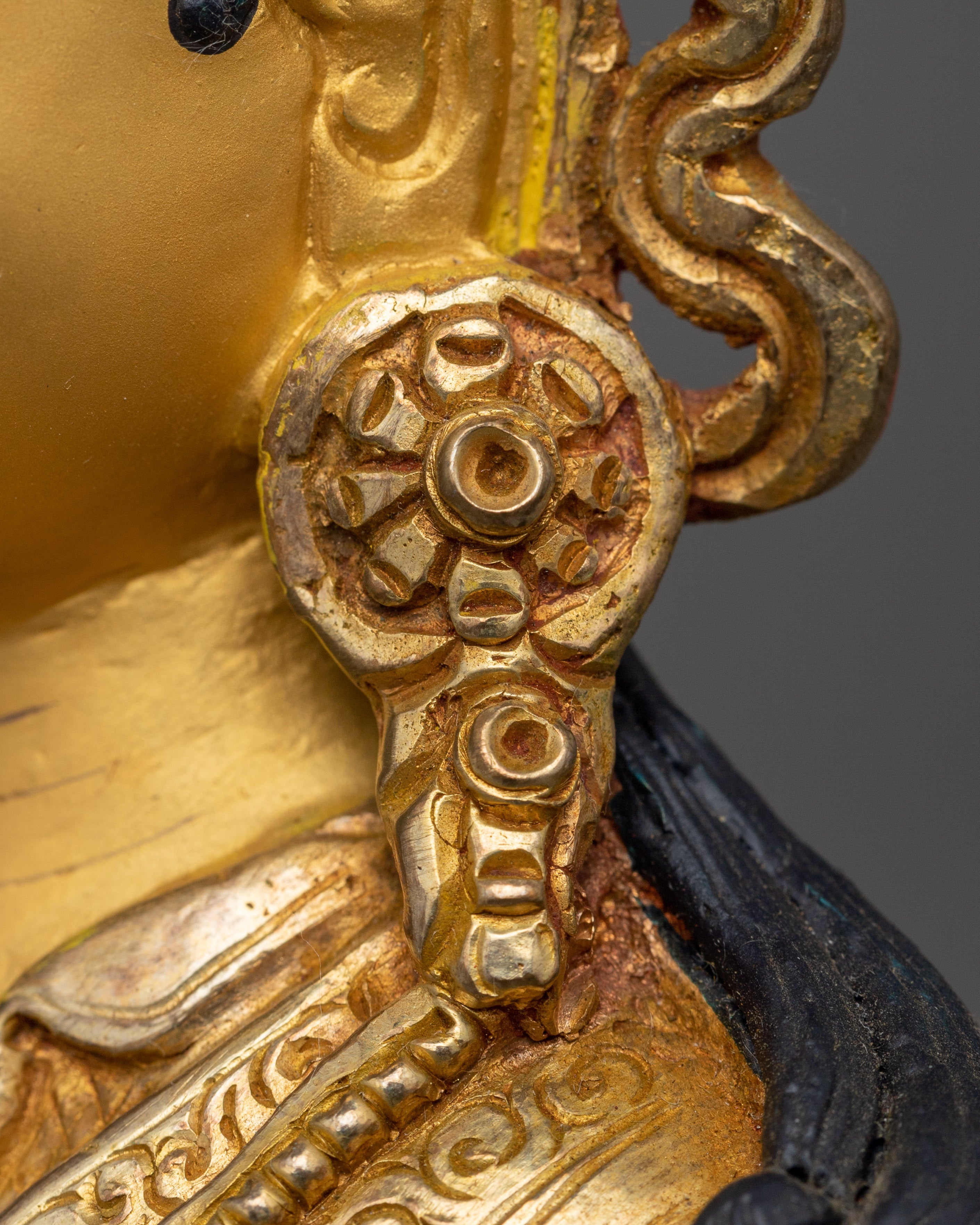 Guru Rinpoche Vajra Master of Vajrayana Buddhism | Profound Symbol of Enlightenment