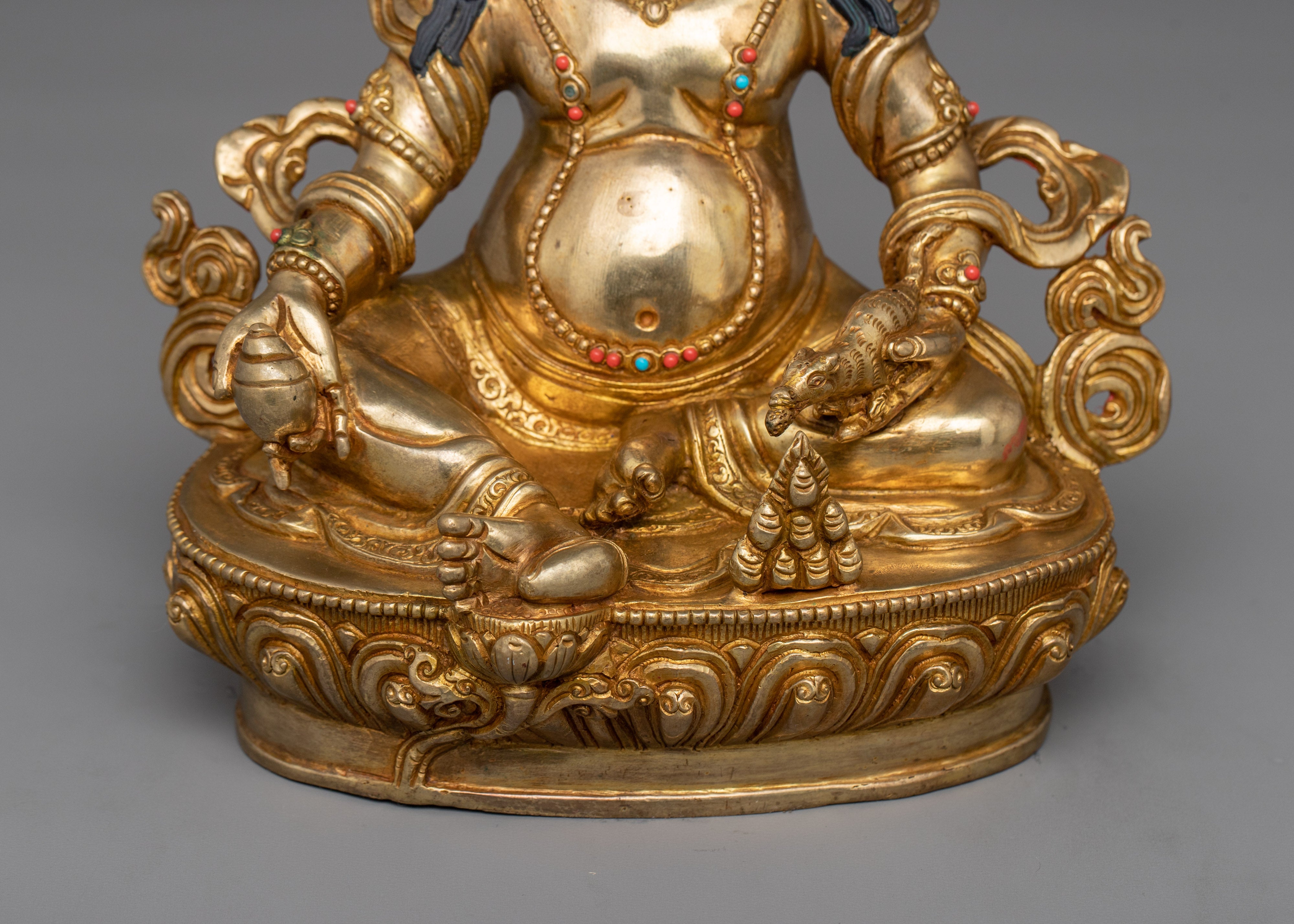 Dzambhala the Wealth Deity In Buddhism Statue | Material Wealth and Spiritual Prosperity