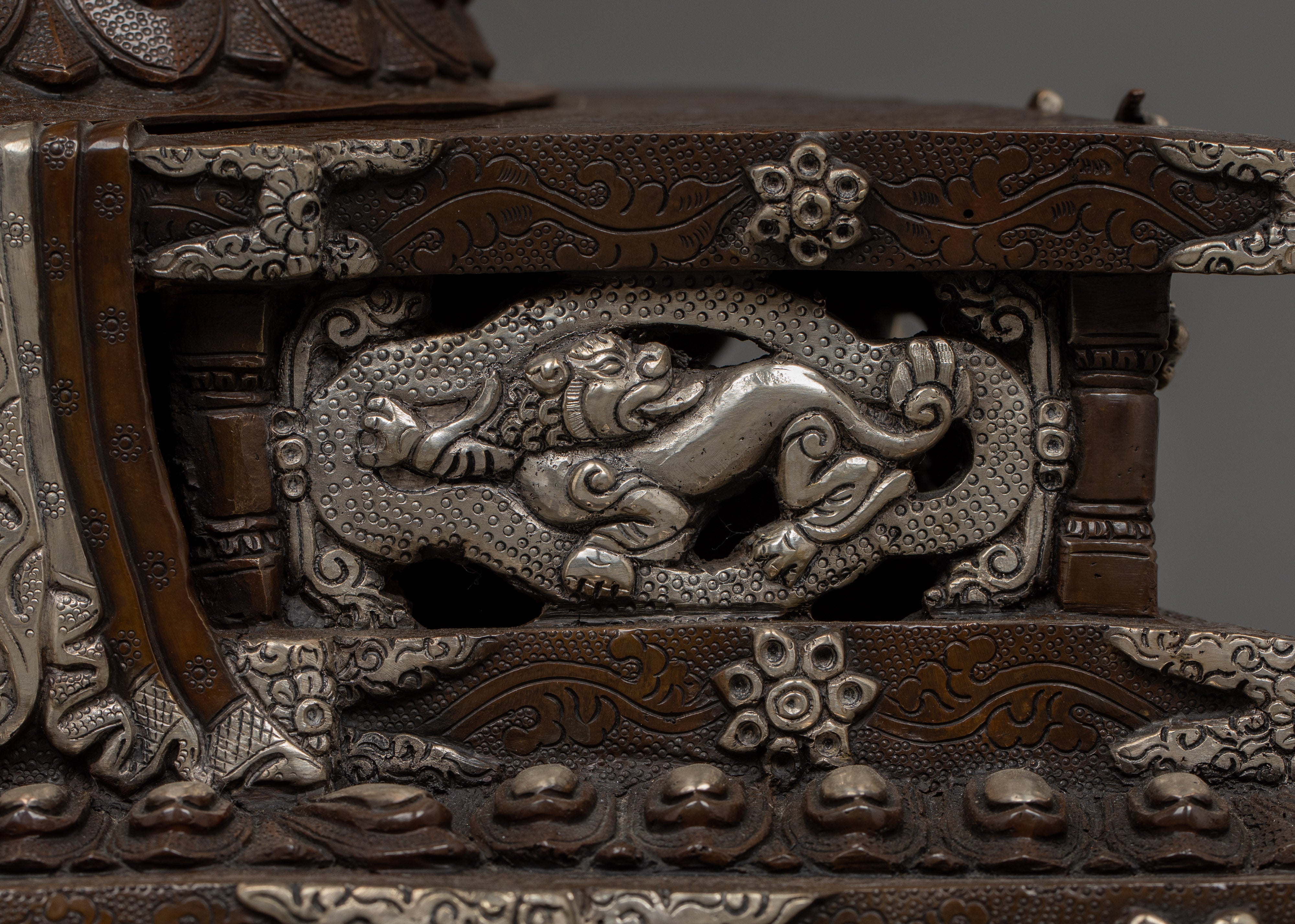 Himalayan 1000 Armed Chenresig Figurine | Compassion Deity Statue