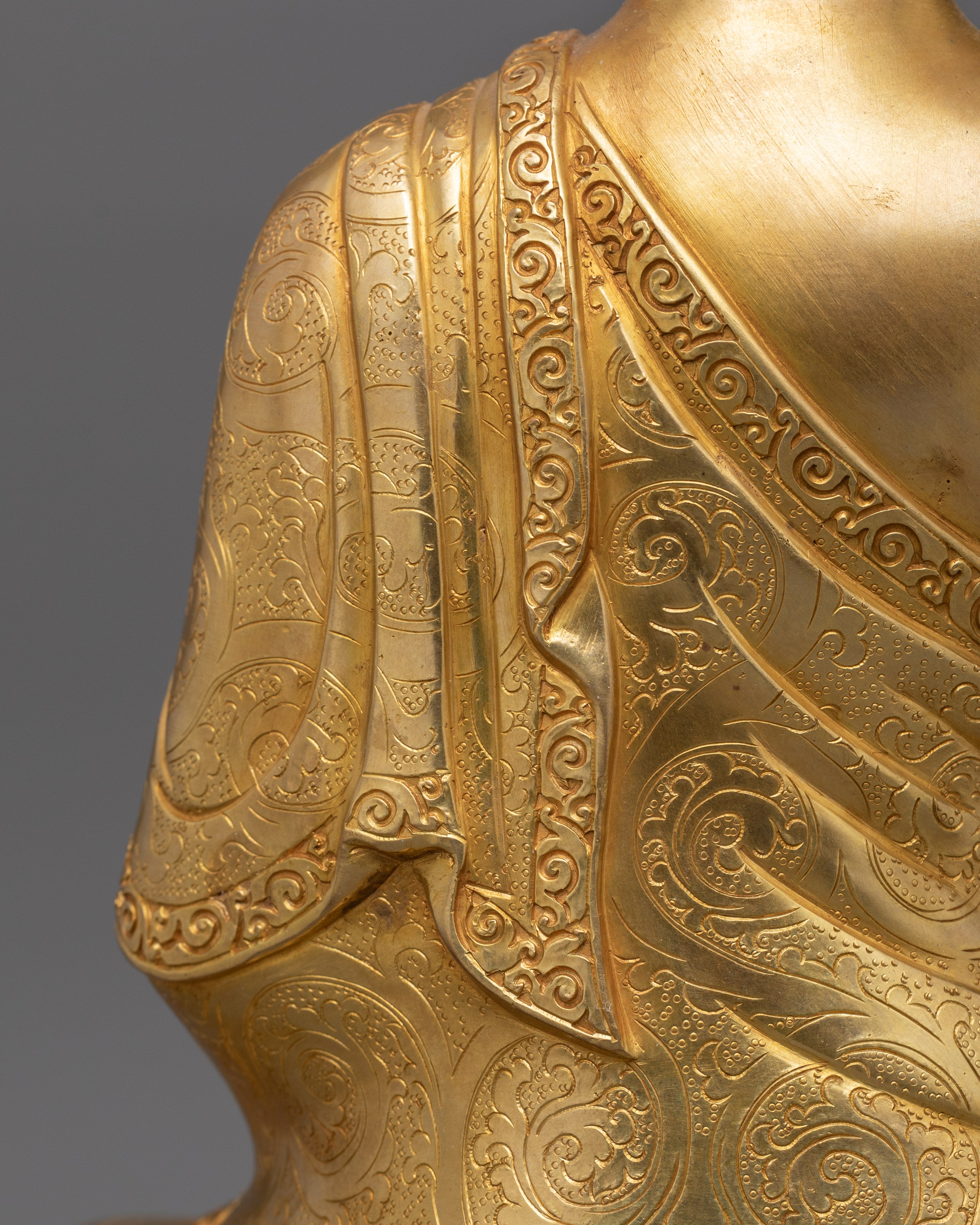 Traditional Statue of Shakyamuni Buddha | The Founder of Buddhism