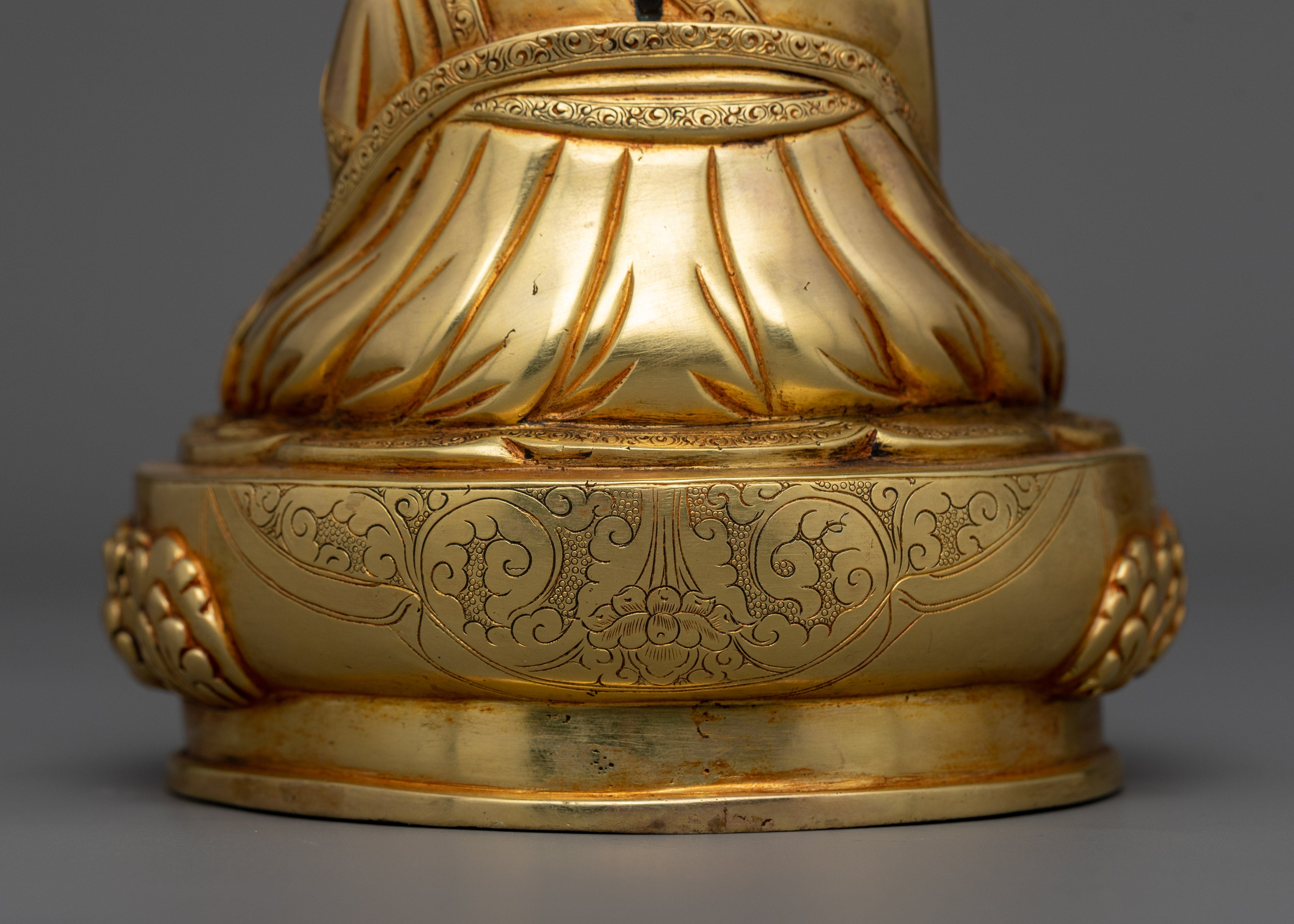 Lake Born Vajra Guru Tsokye Dorje Sculpture | Tibetan Buddhist Tantric Master Altar Decor