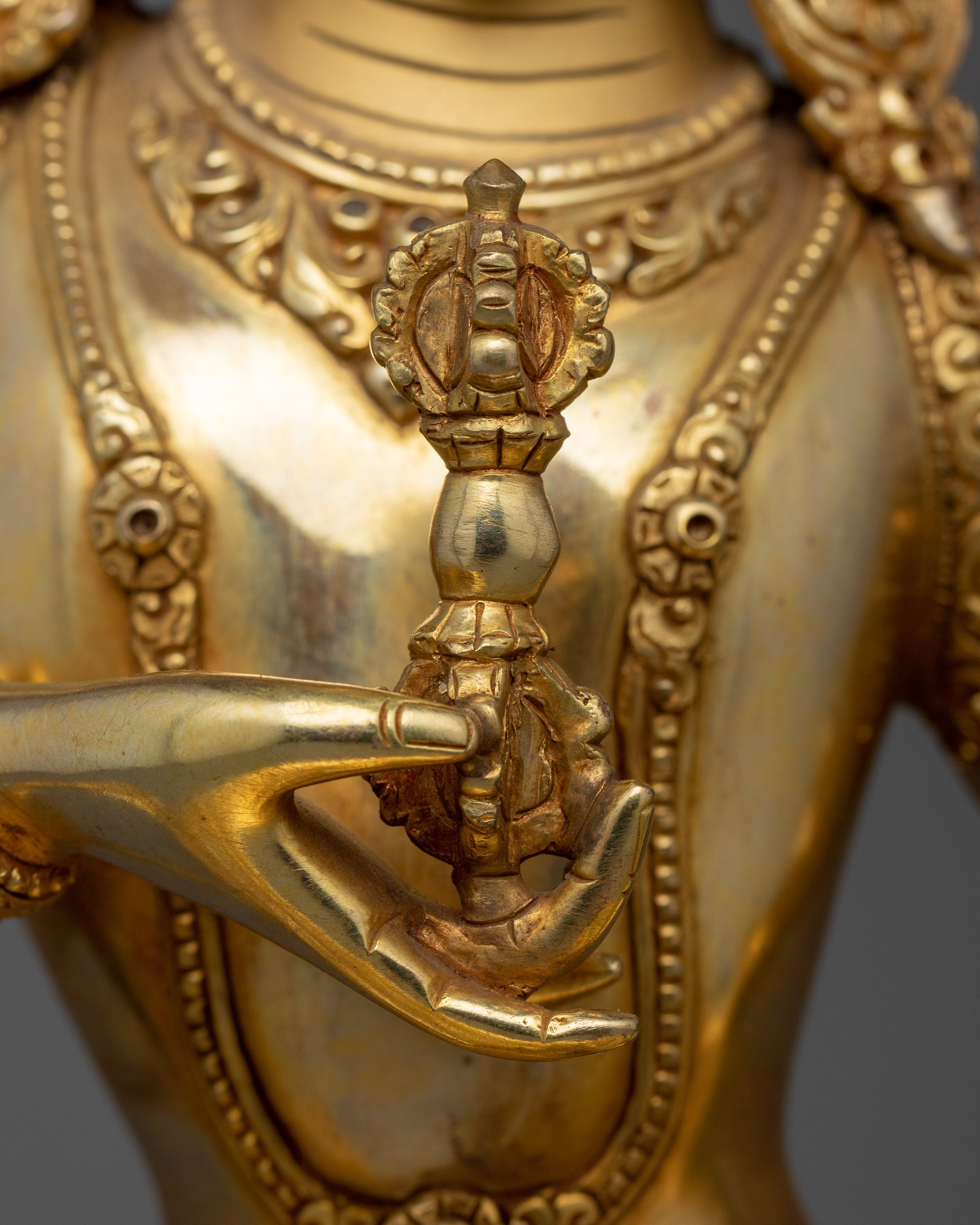 Prominent Figure Vajrasattva in Vajrayana Buddhism | The Protector and Purifier