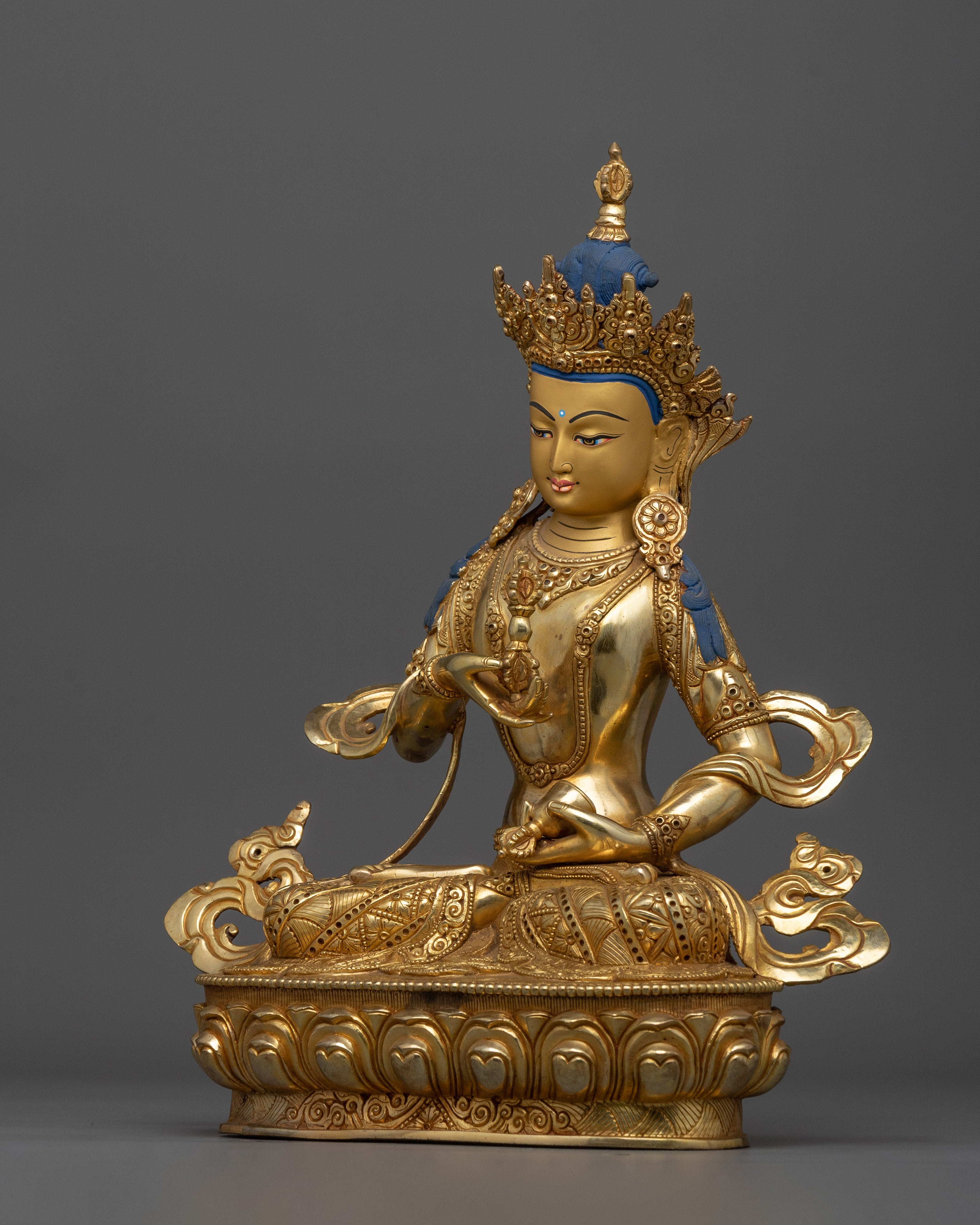 Prominent Figure Vajrasattva in Vajrayana Buddhism | The Protector and Purifier