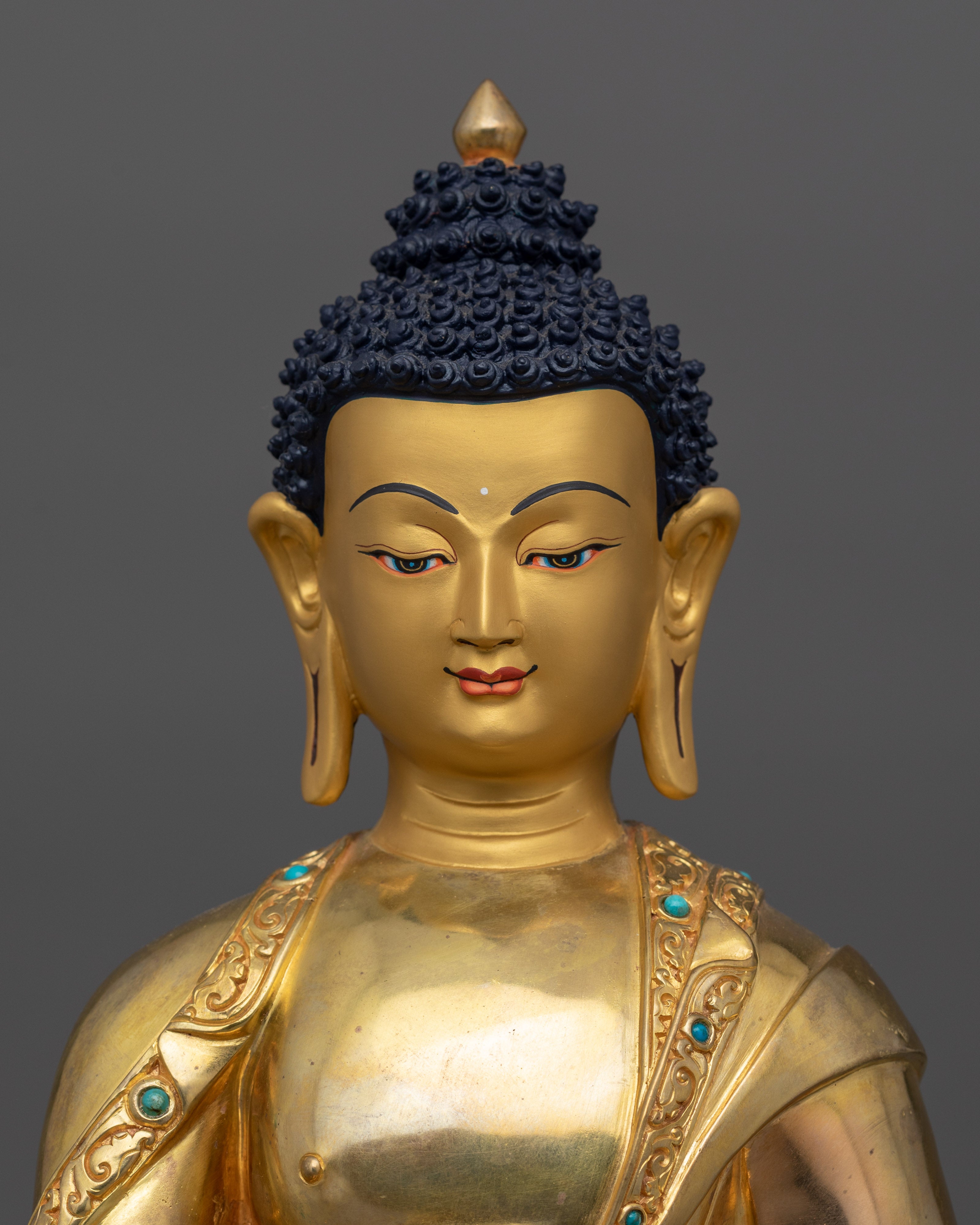 Golden Shakyamuni Buddha Decor Figurine | Symbol of Calm and Reflection