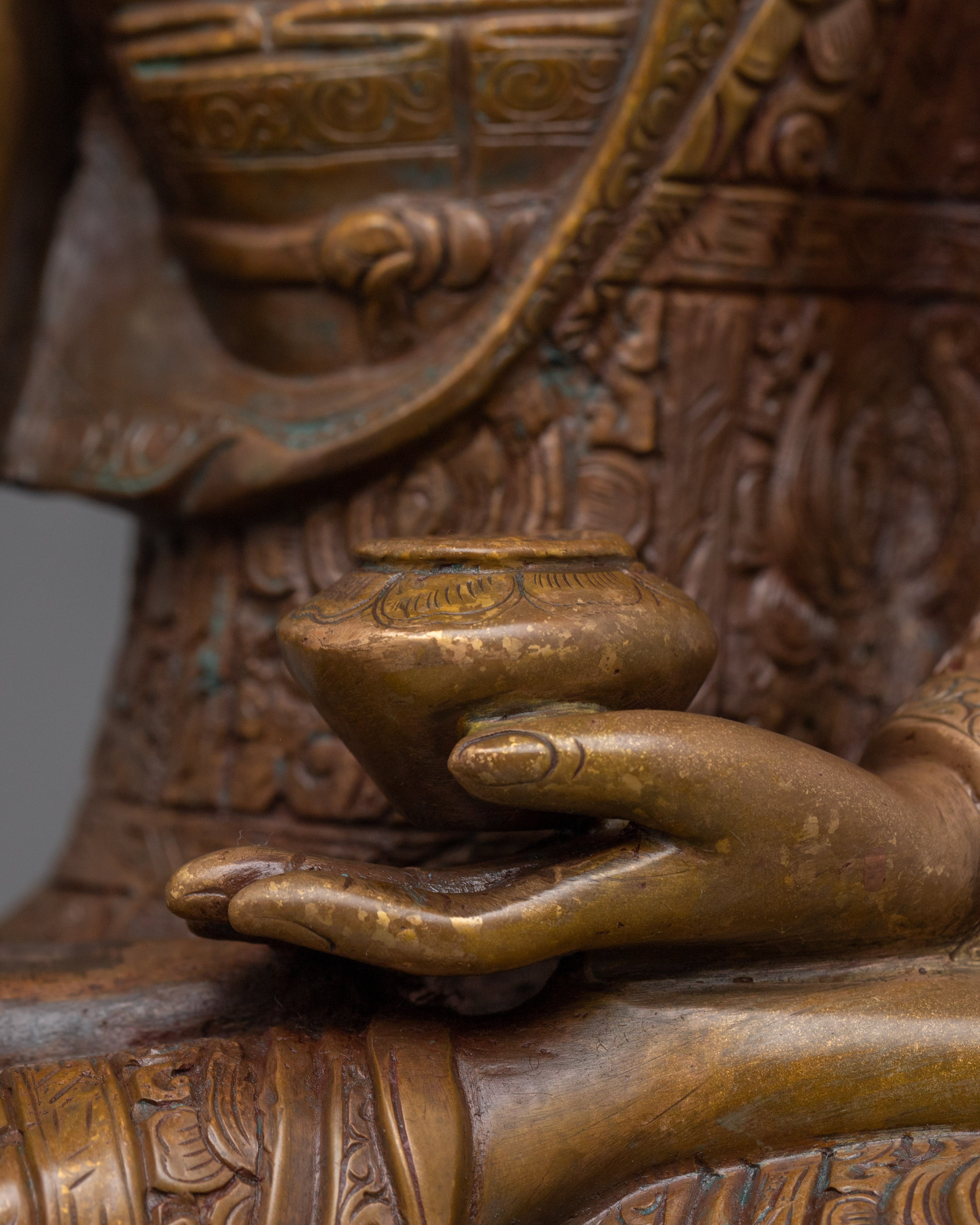 The Enlightened One Shakyamuni Buddha Meditation Idol | Spiritual Wisdom and Tranquility