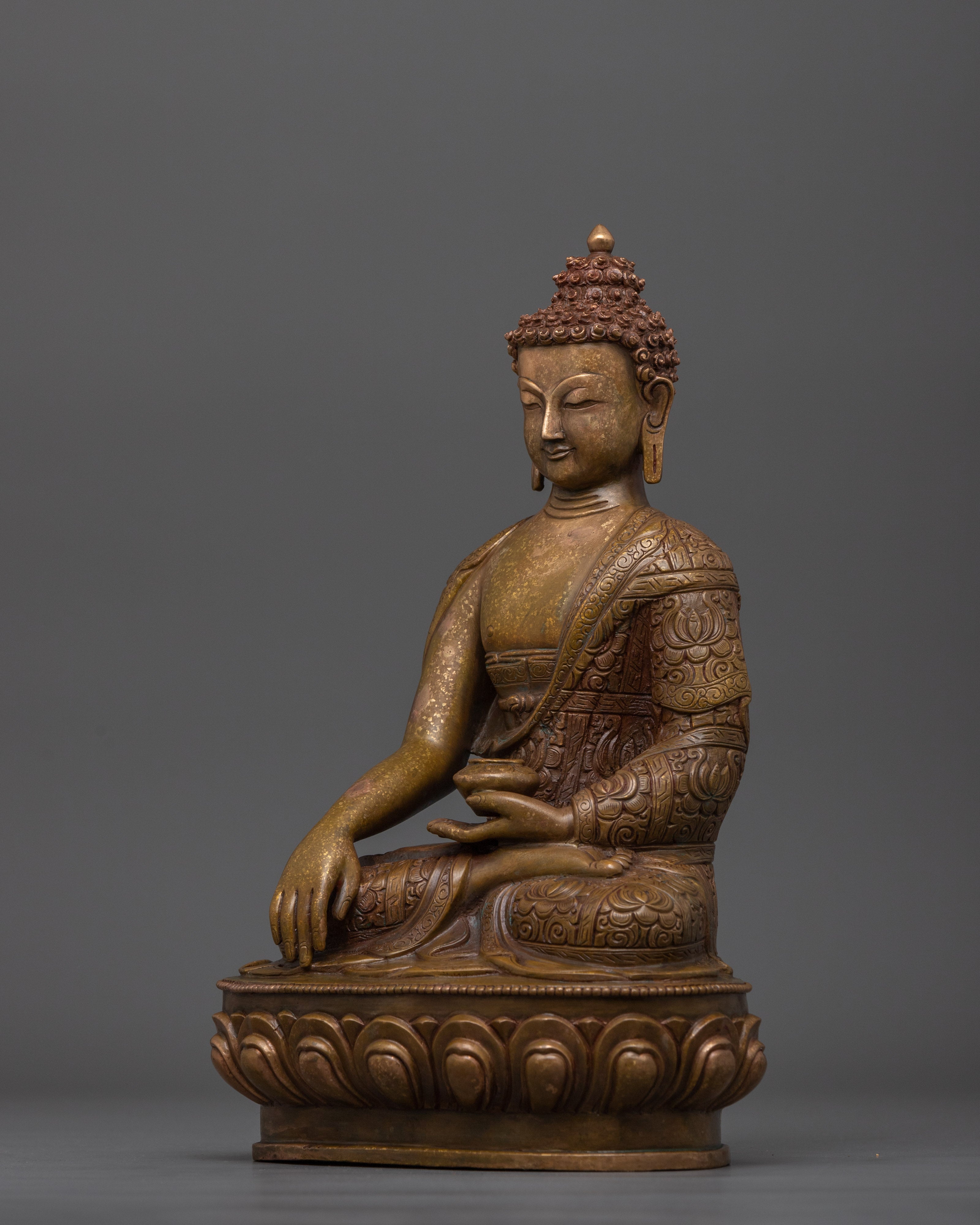 The Enlightened One Shakyamuni Buddha Meditation Idol | Spiritual Wisdom and Tranquility