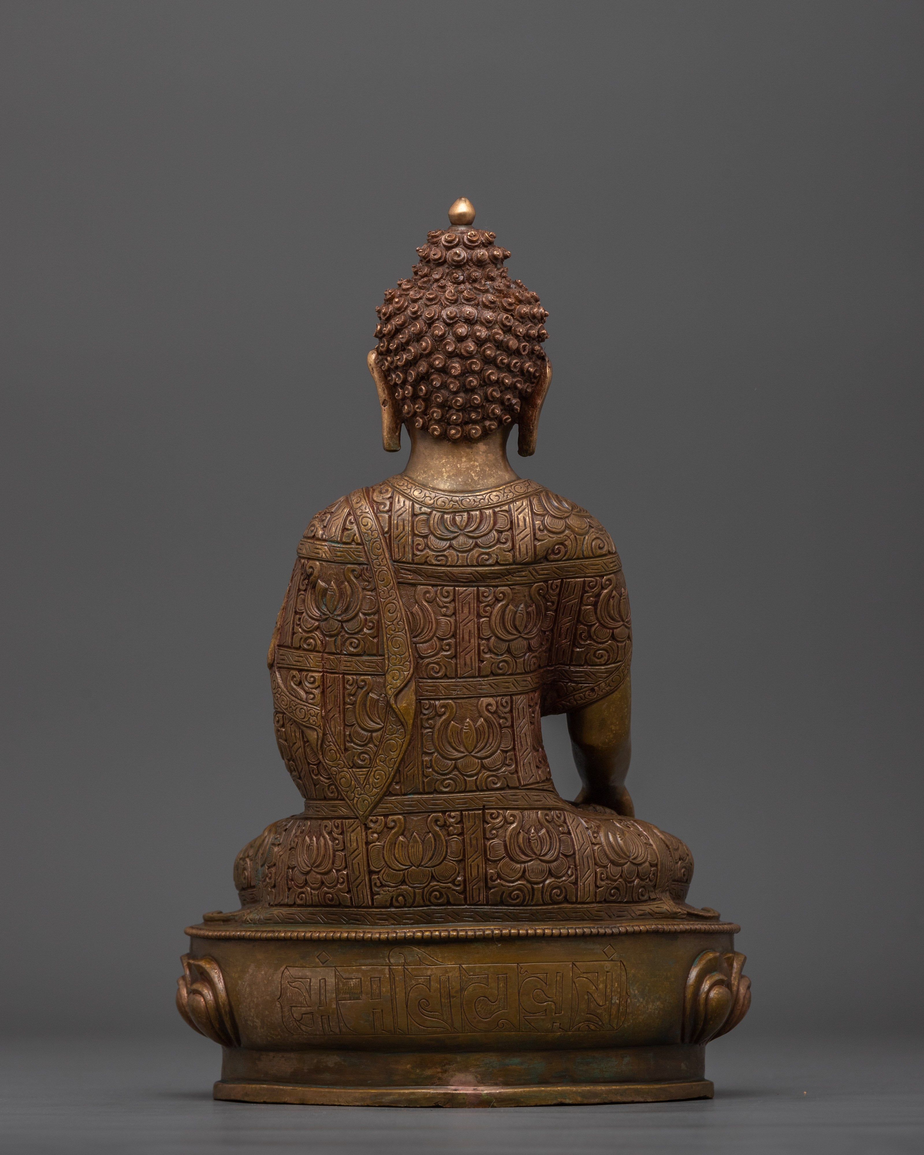The Enlightened One Shakyamuni Buddha Meditation Idol | Spiritual Wisdom and Tranquility