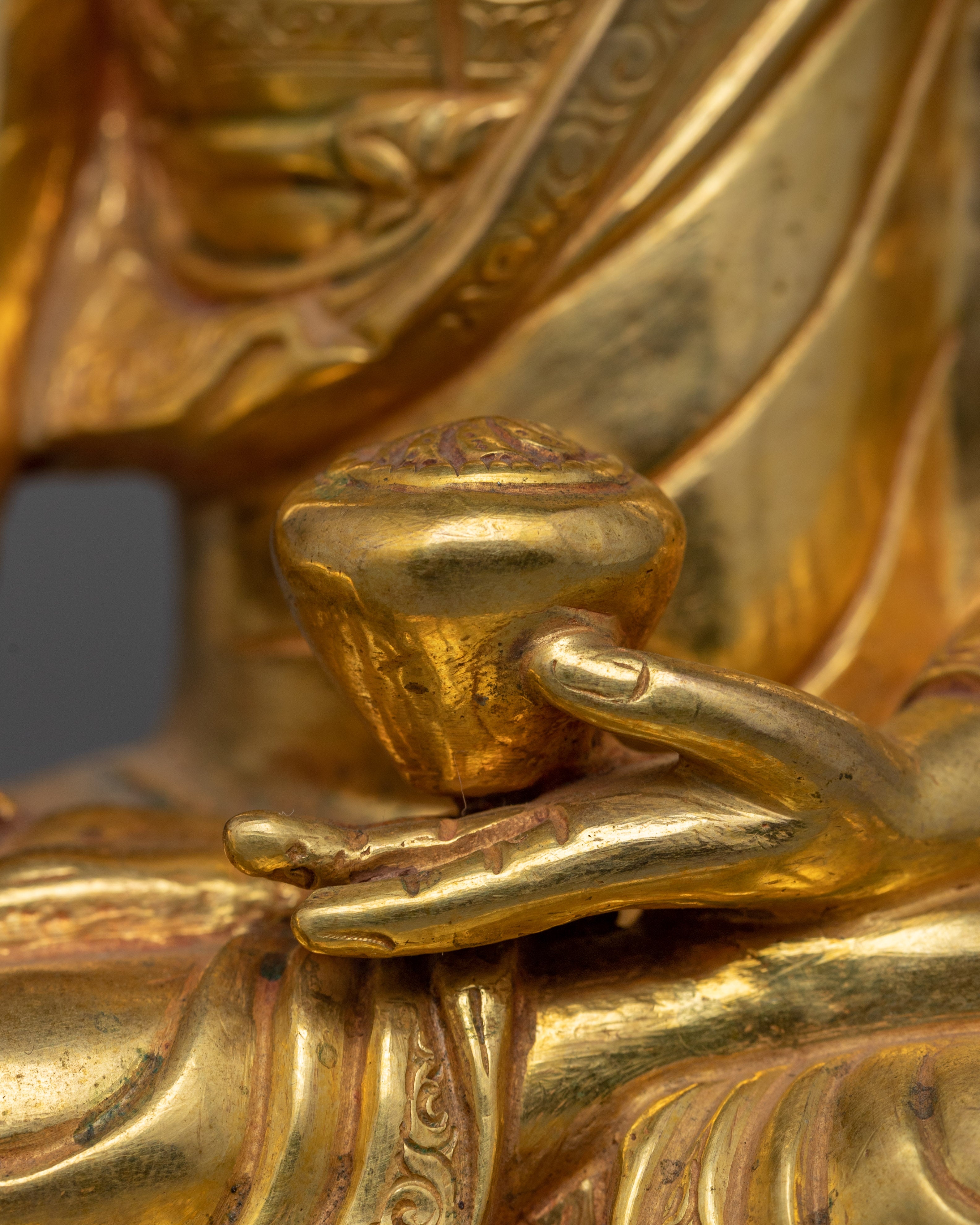 Historical Founder of Buddhism Shakyamuni Buddha Statue | The Enlightened Buddhist Master