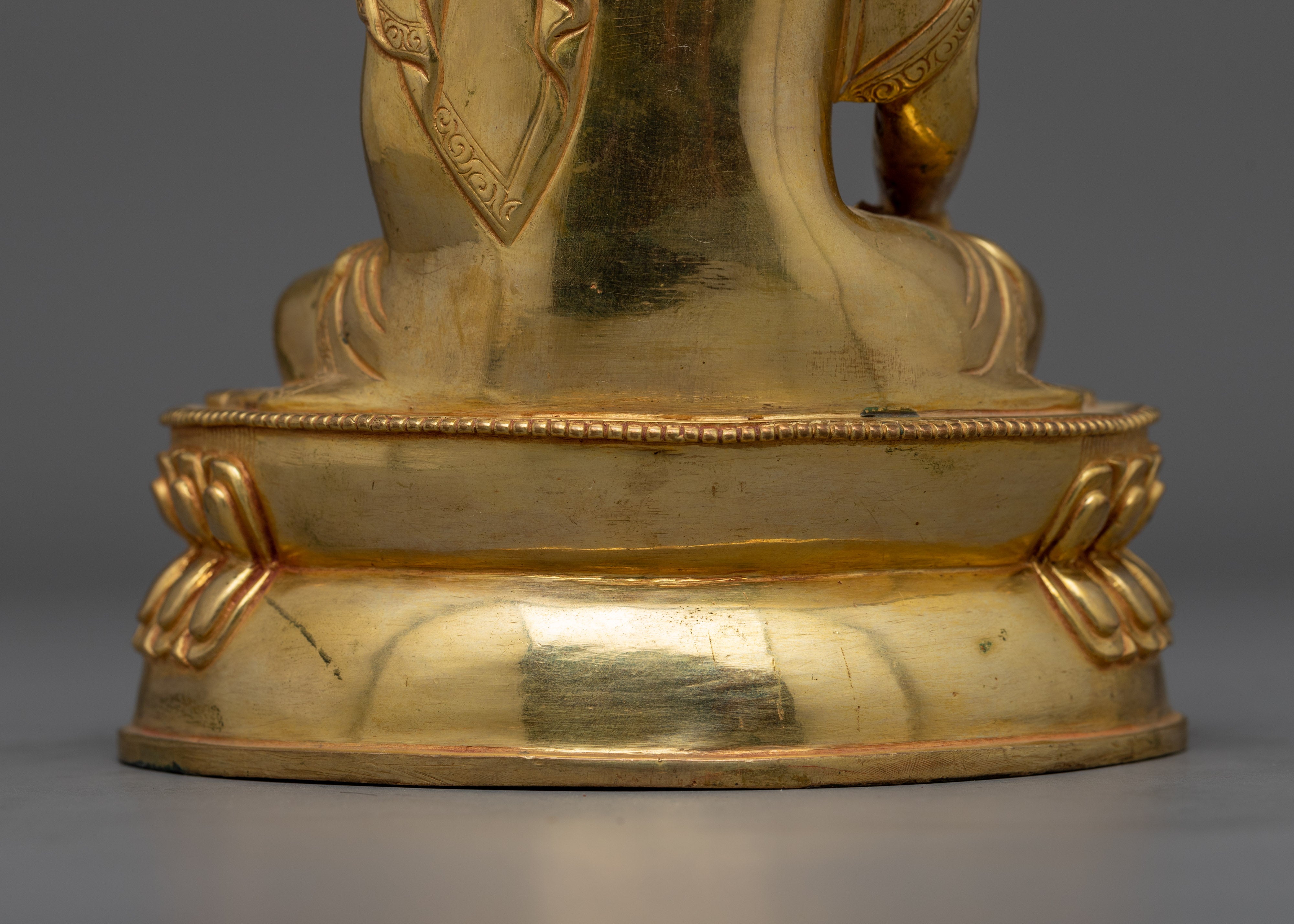 Historical Founder of Buddhism Shakyamuni Buddha Statue | The Enlightened Buddhist Master