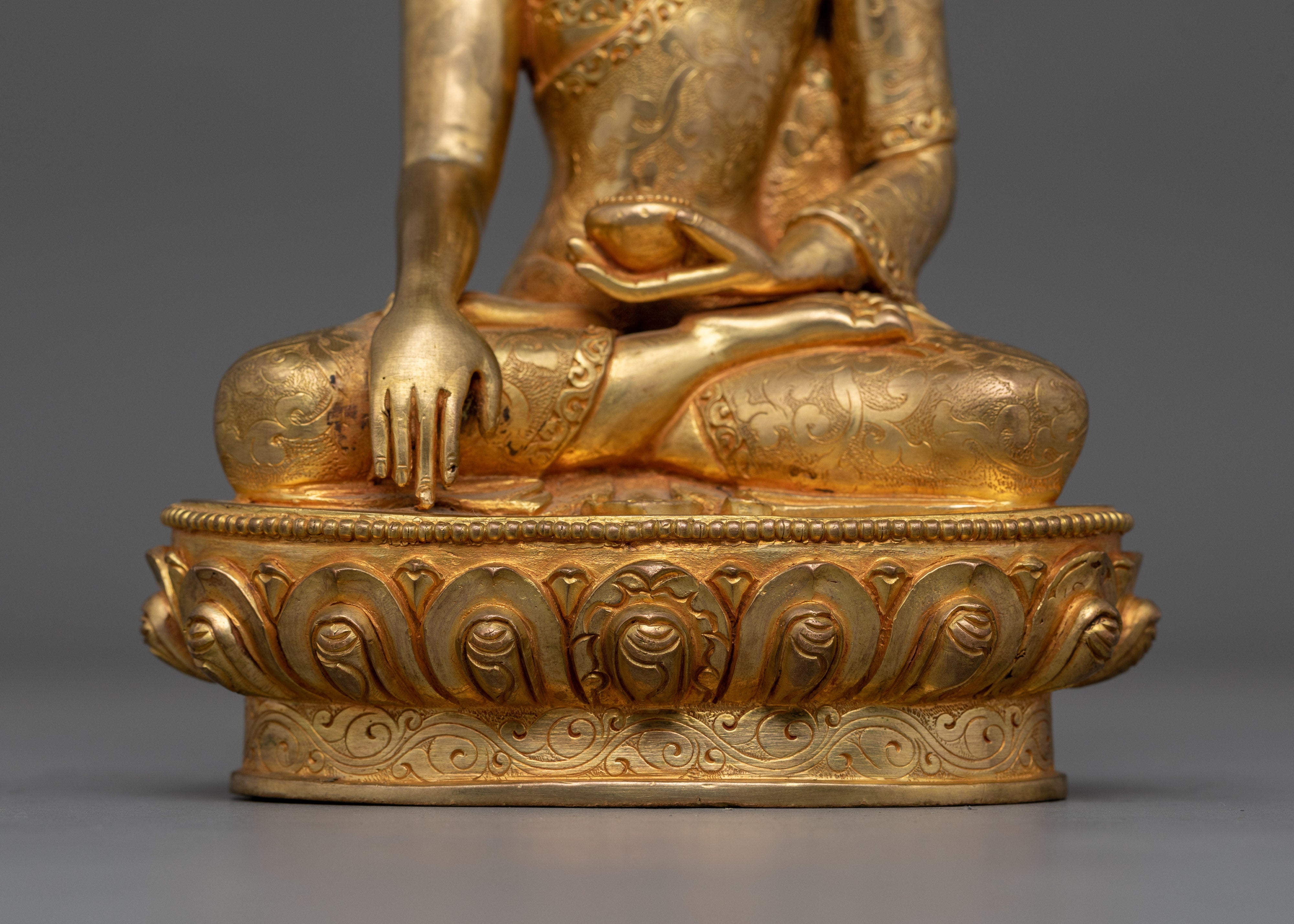 Meditation Shakyamuni Buddha Sculpture for Buddhist Altars | 24K Gold Gilded Buddhist Icon