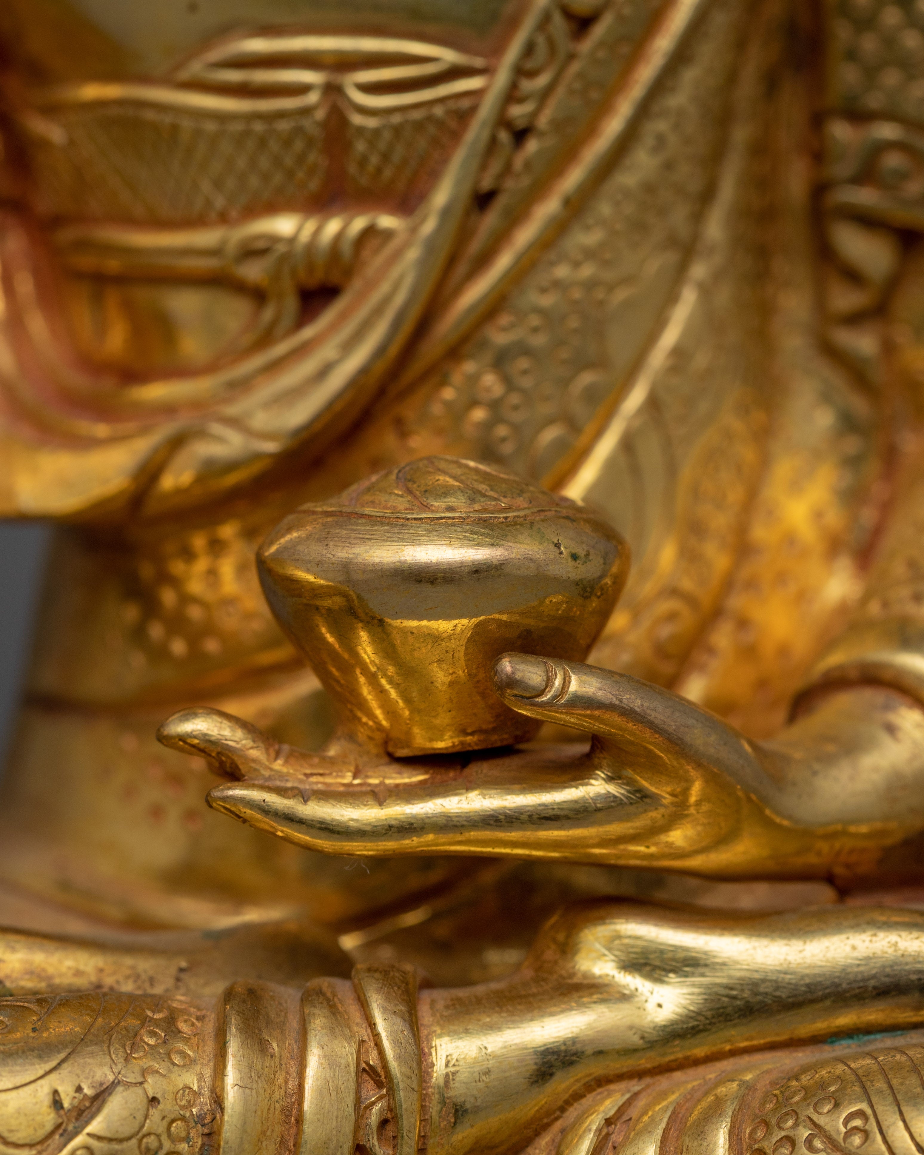 Enlightened Buddhist Meditation Shakyamuni Buddha Figurine | The Historical Founder of Buddhism