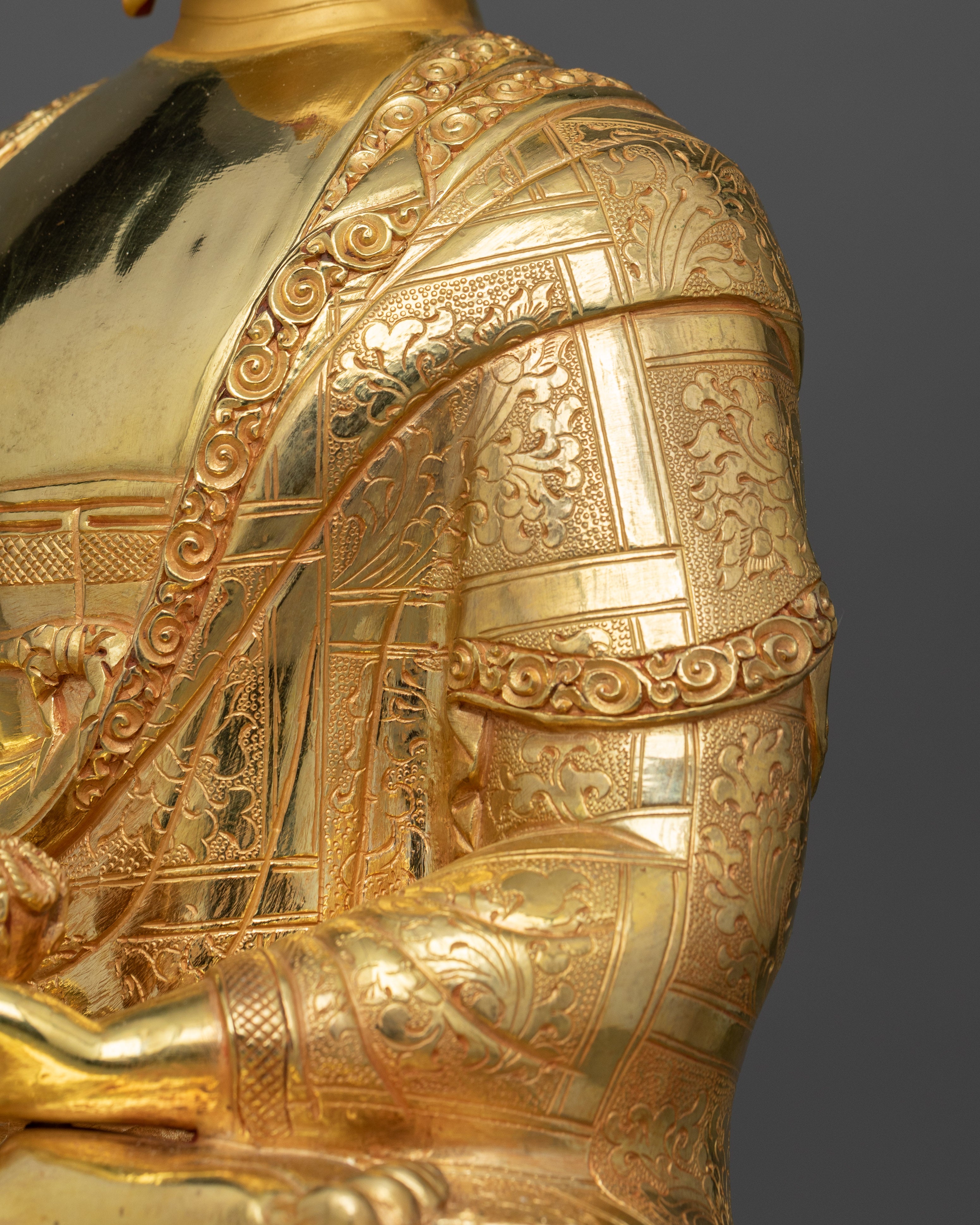 Historical Buddhist Shakyamuni Buddha Statue | 24K Gold Spiritual Tranquility Figurine