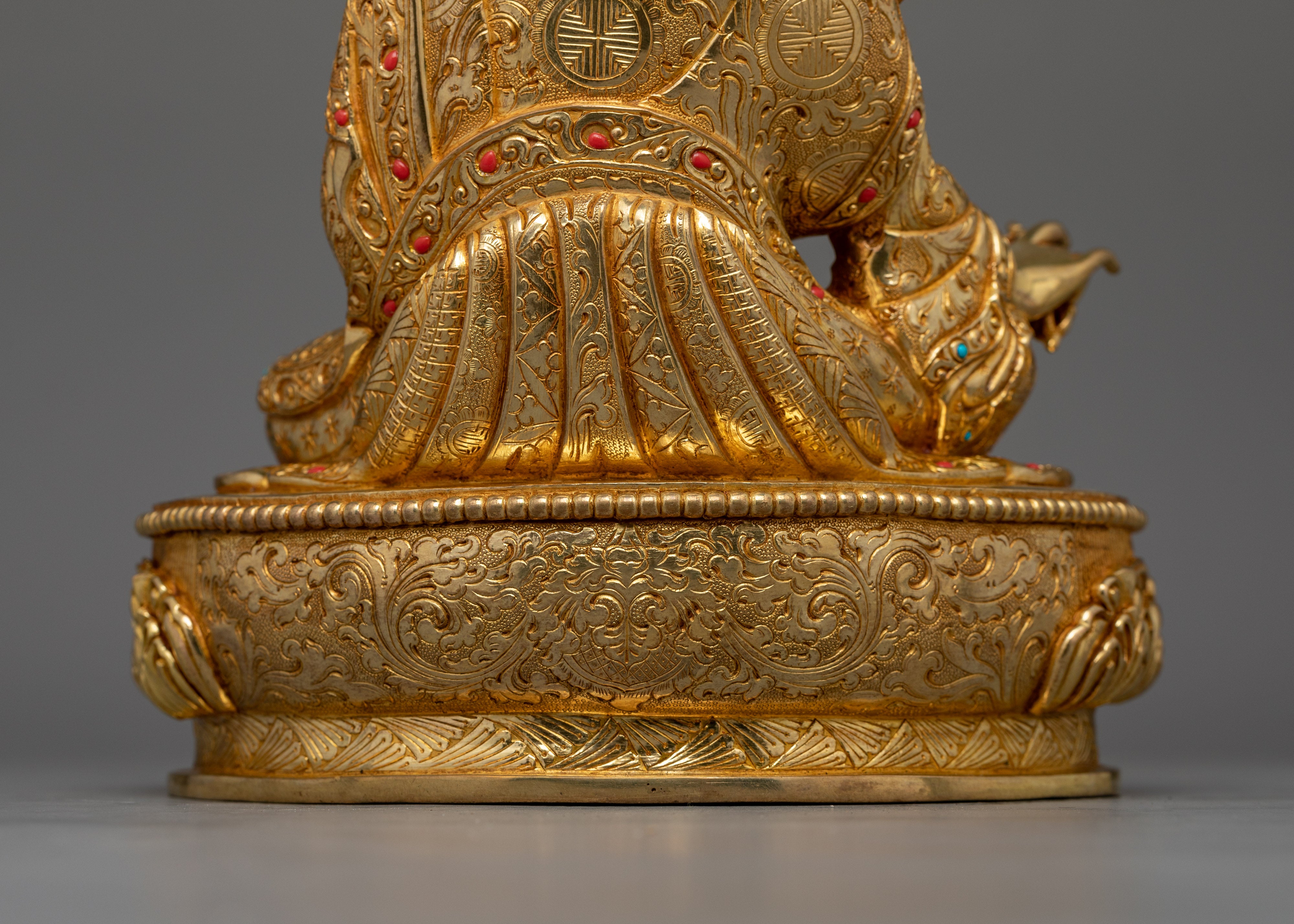 Guru Rinpoche Tibetan Tantric Master Sculpture | Symbol of Spiritual Power and Protection