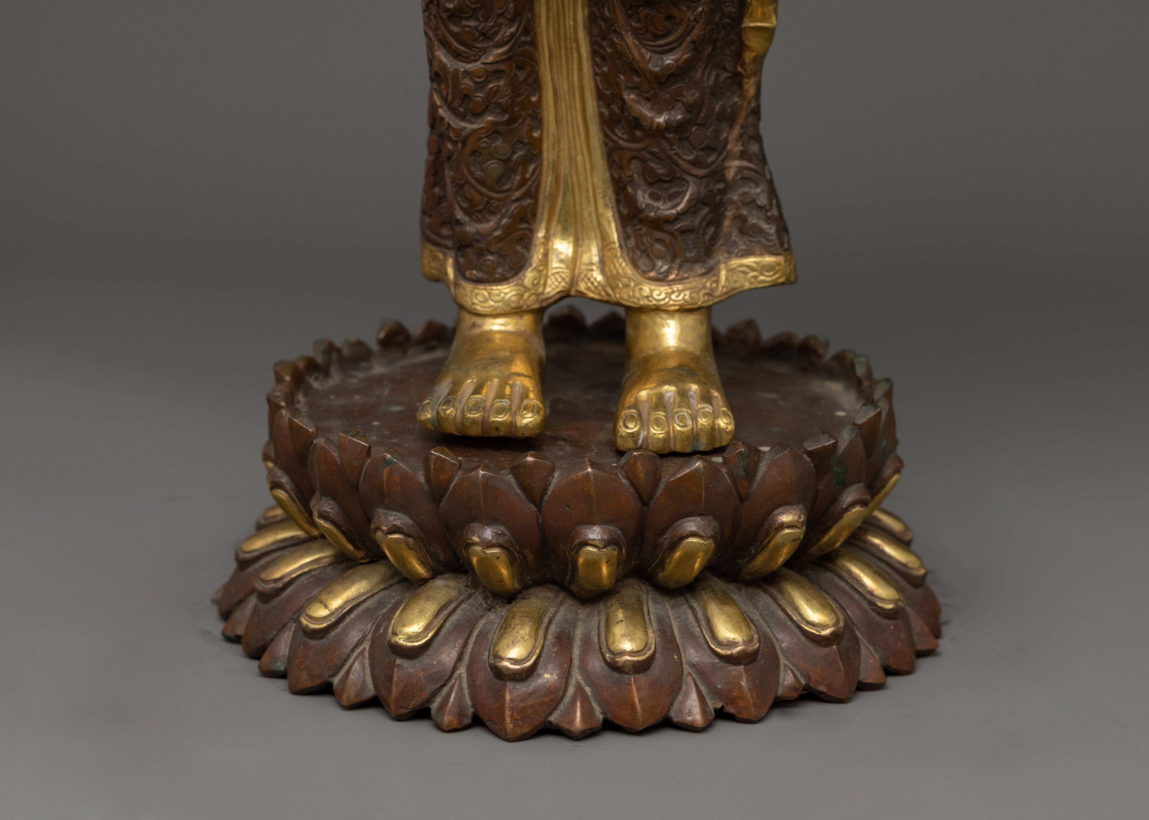Antique Religious Shakyamuni Buddha for Shrine | Masterpiece of Enlightenment