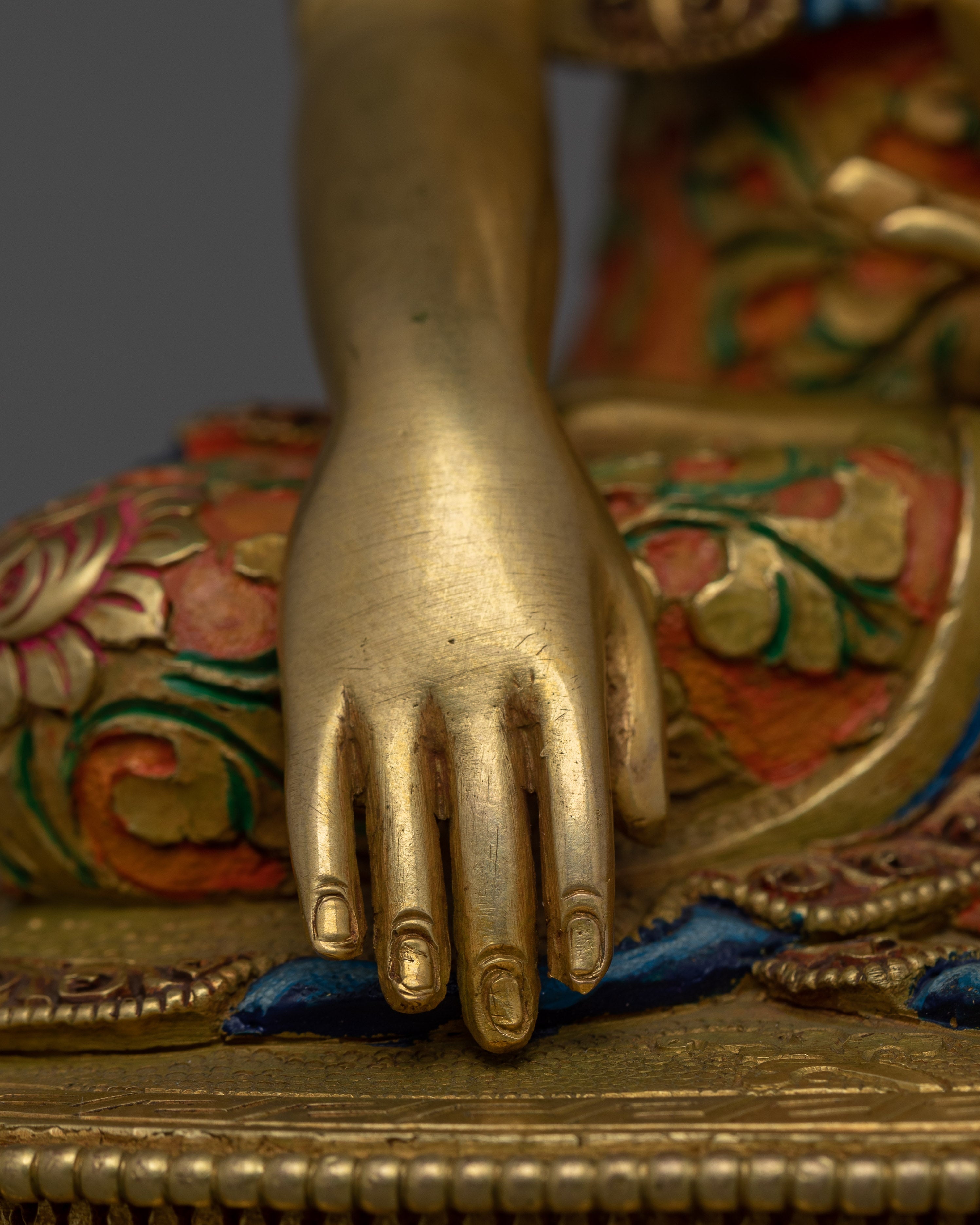 Mindfulness Siddhartha Gautama Statue | 24K Gold Gilded Buddhist Icon