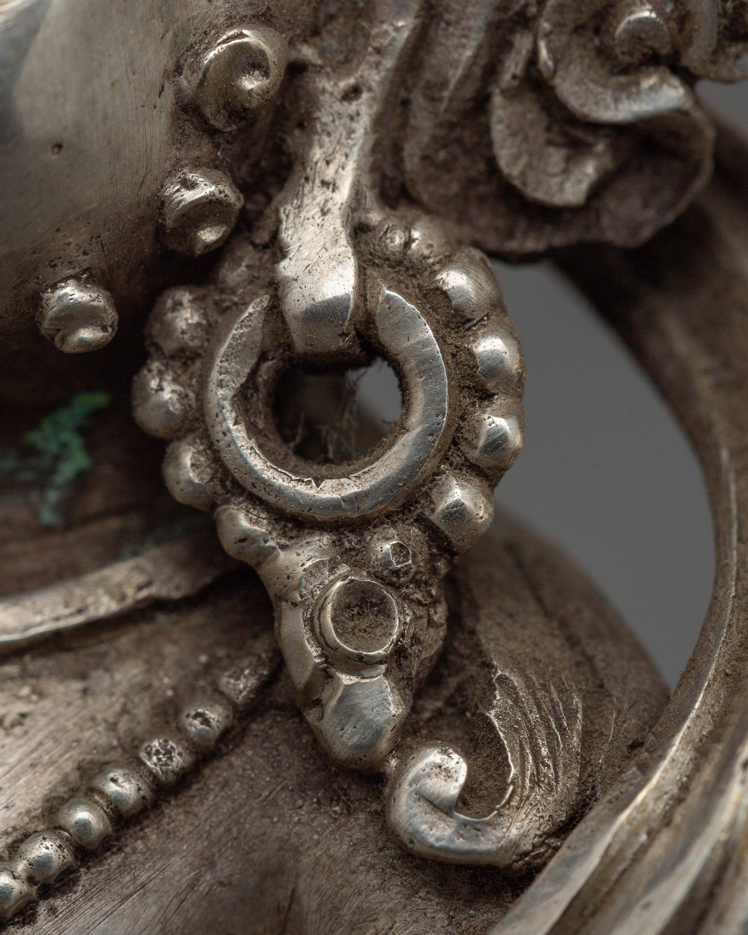 Dzambhala Buddhist Wealth Deity Altar Statue | A Symbol of Infinite Blessings