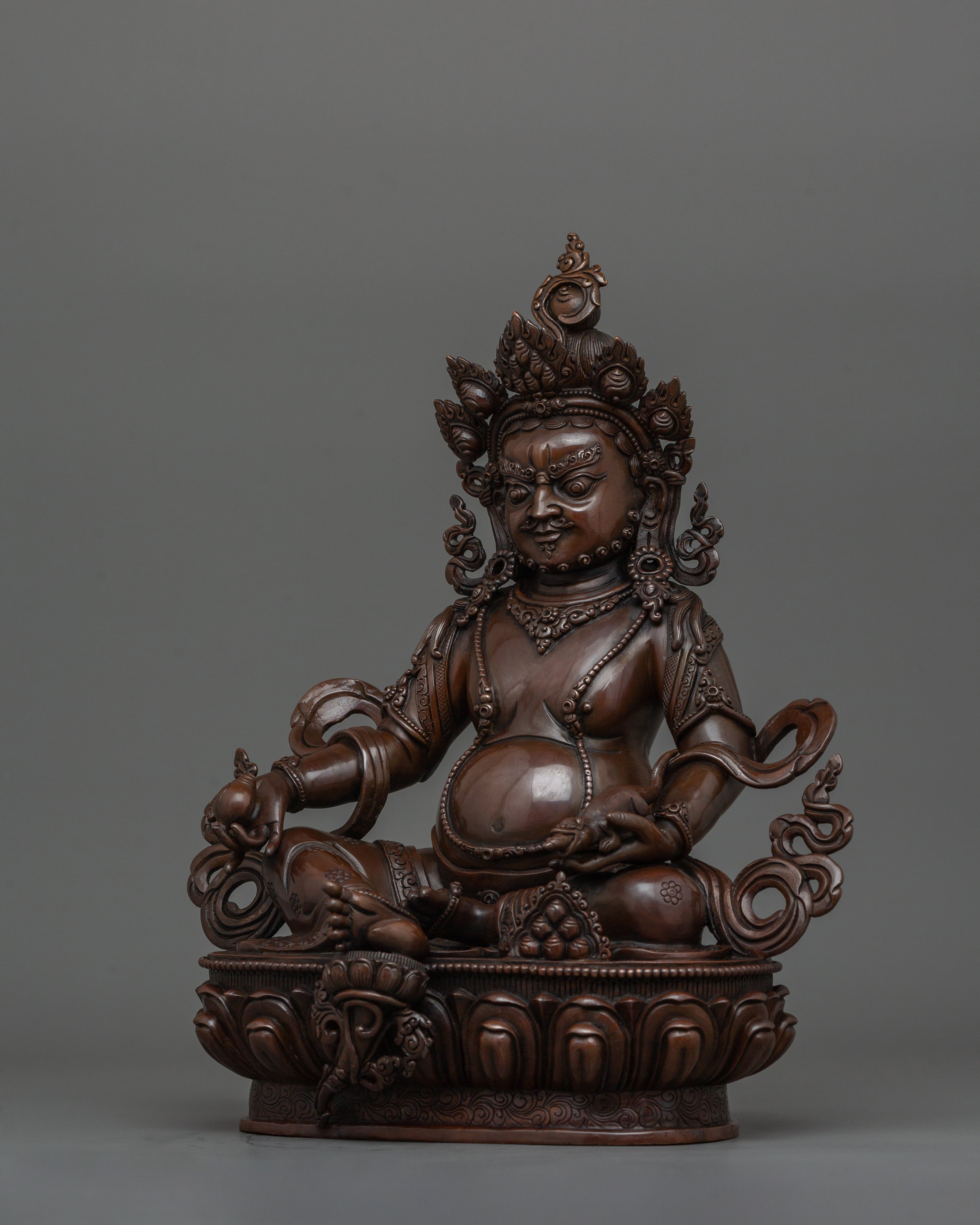 Stunning Dzambhala Statue