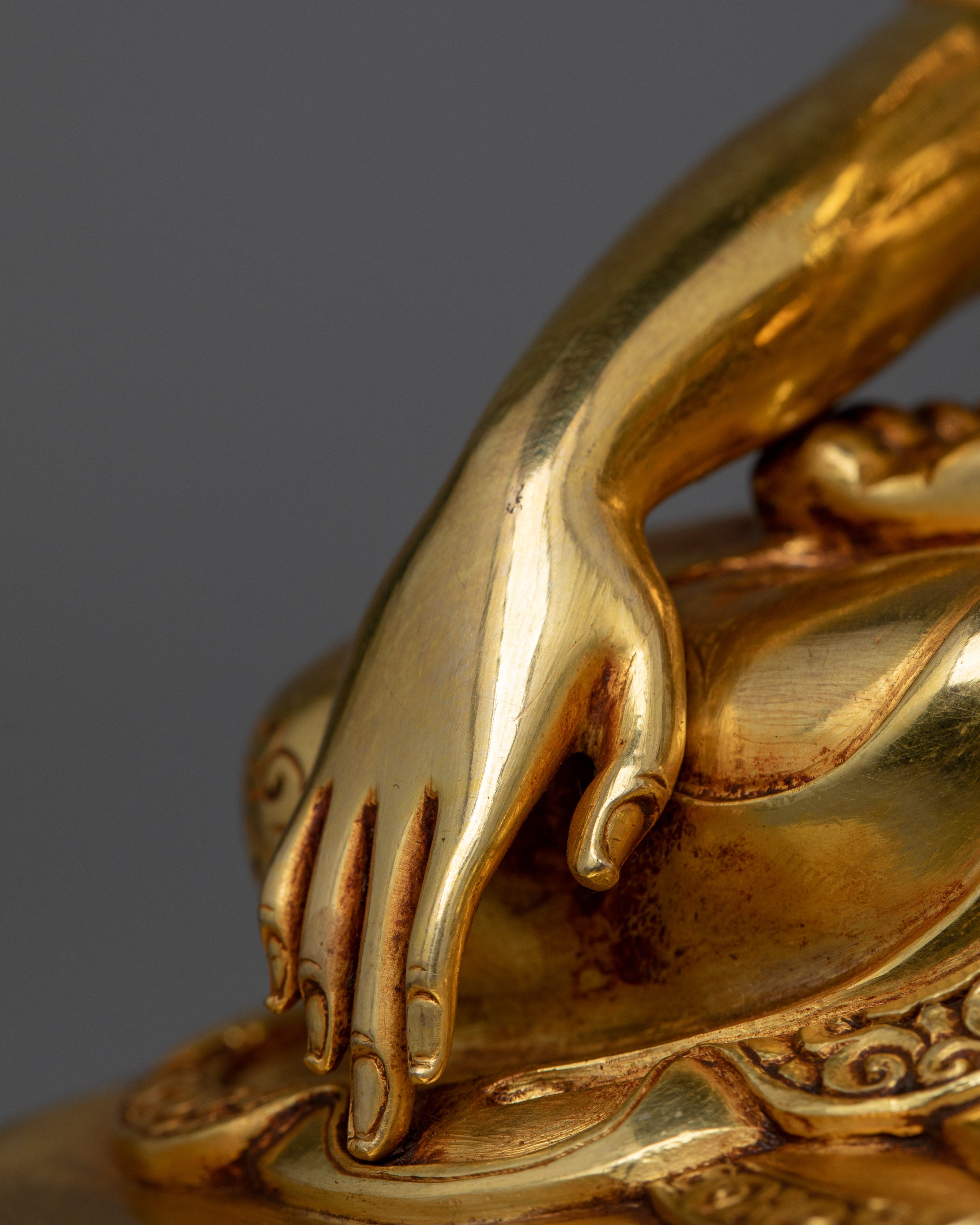 Representation of Buddha of Enlightenment Statue | Ideal for Rituals and Reflection