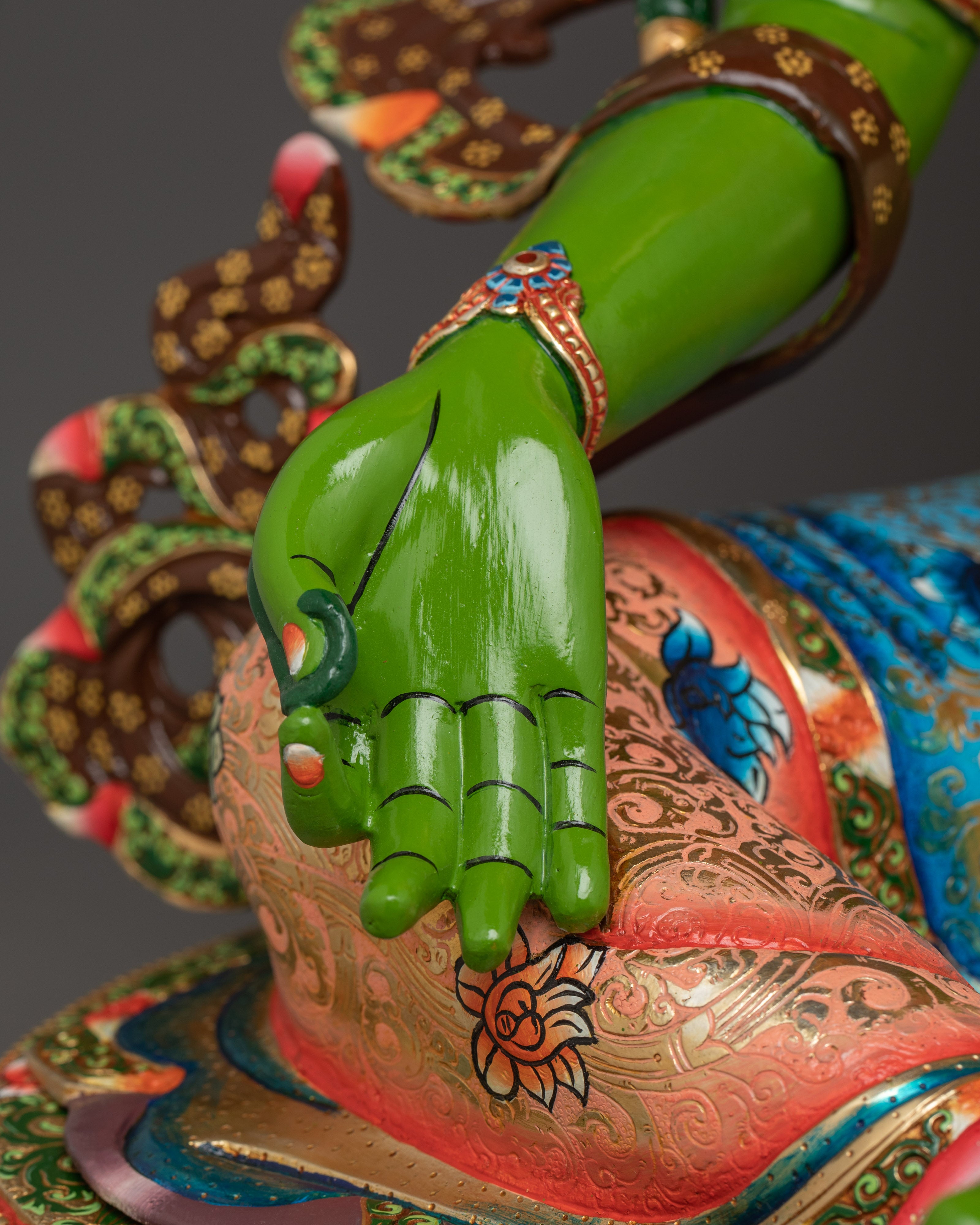 Tibetan Deity Syamatara Figurine | The Compassionate Protector