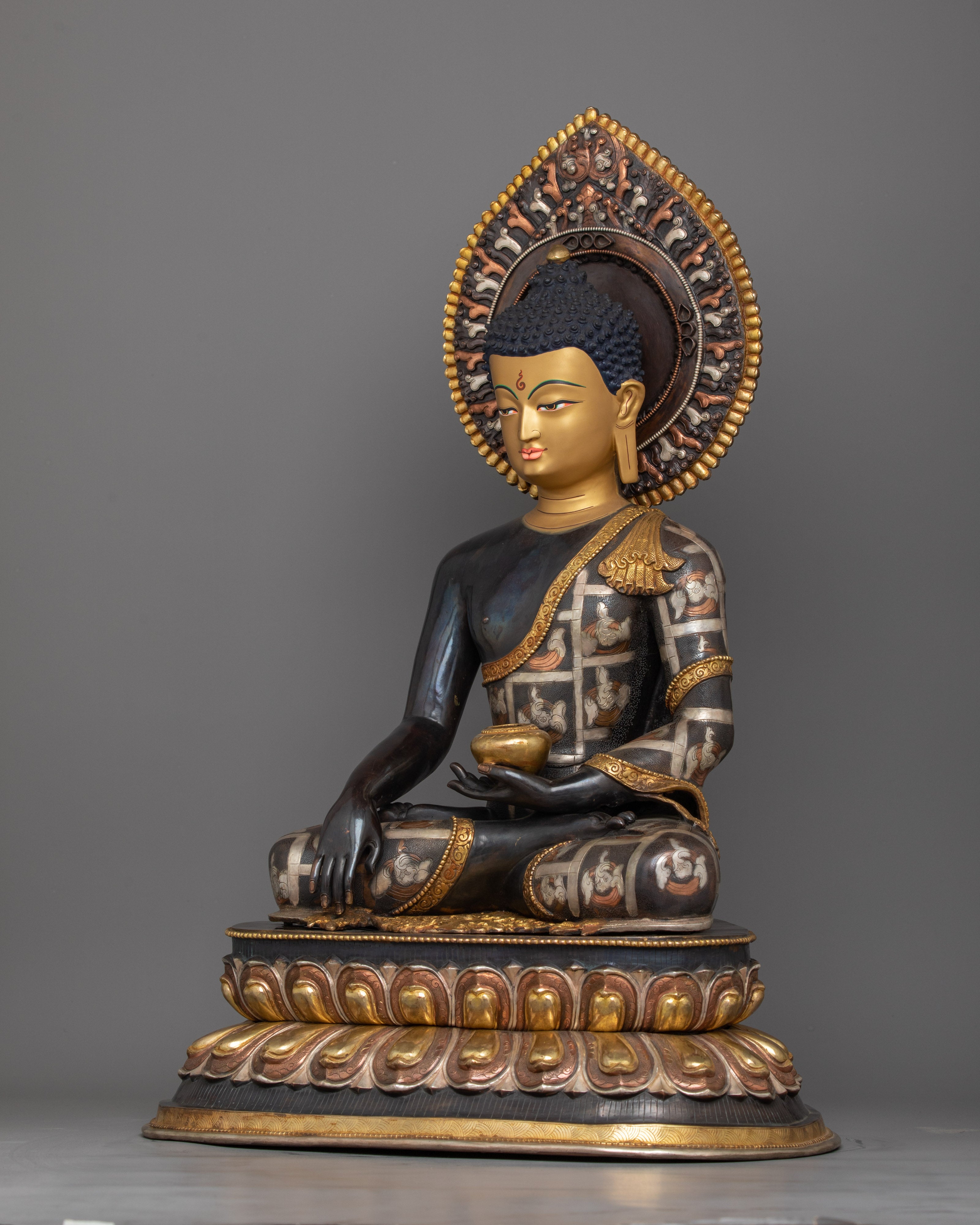 24 Inch Shakyamuni Buddha Statue | Unique Representation of the Enlightened One