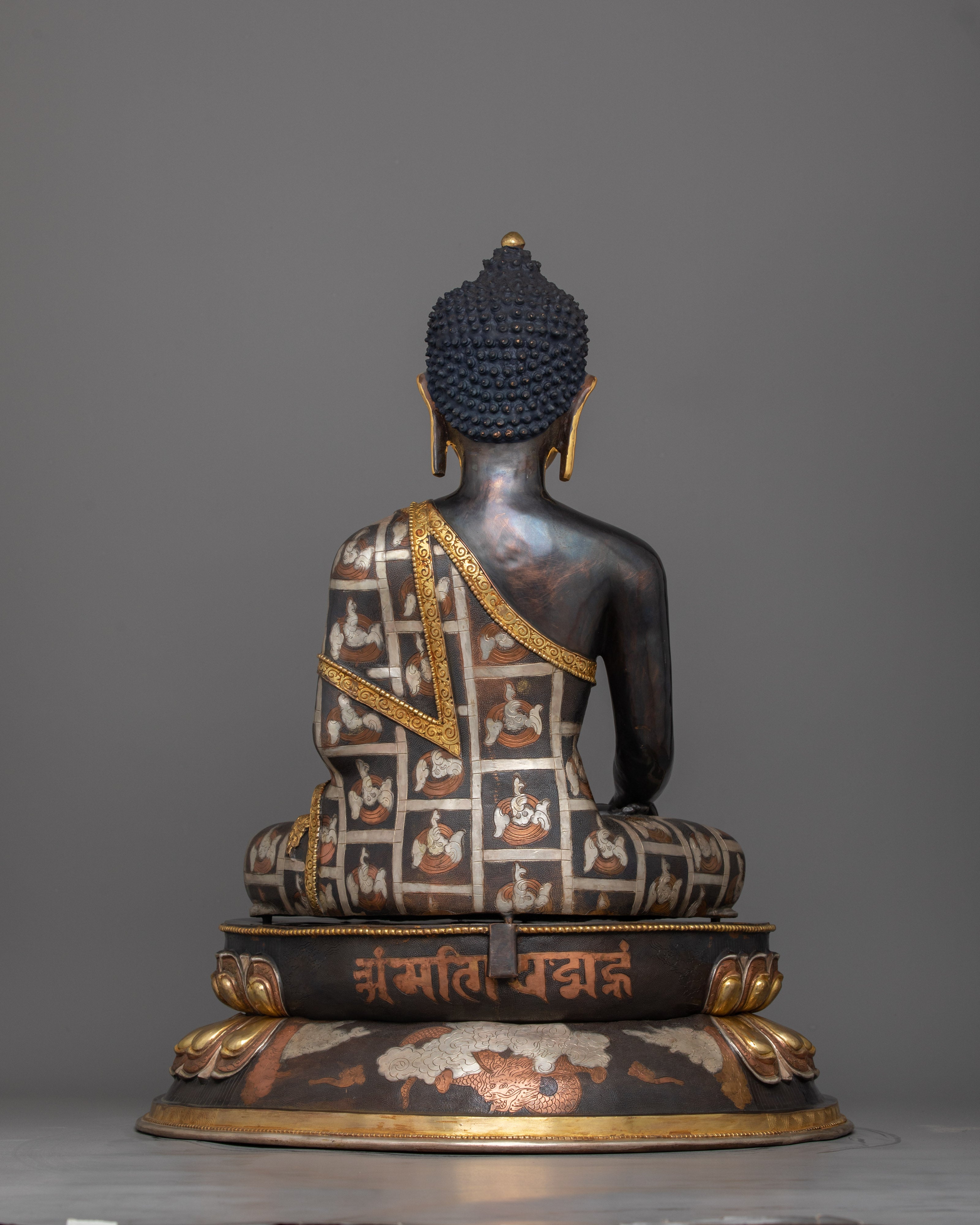 24 Inch Shakyamuni Buddha Statue | Unique Representation of the Enlightened One