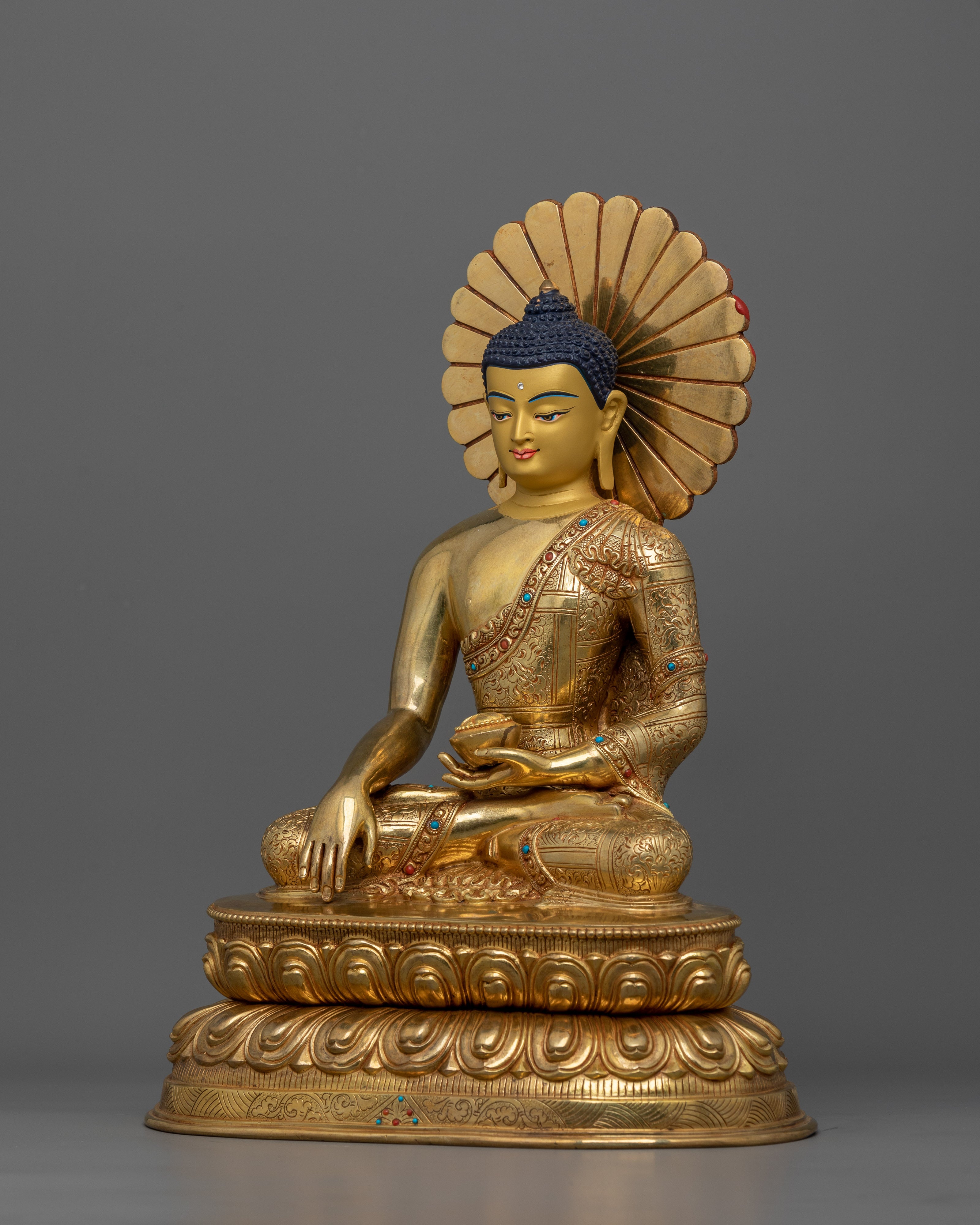 Traditional Shakyamuni Buddha with Radiant Halo | Symbol of Serenity and Inner Wisdom
