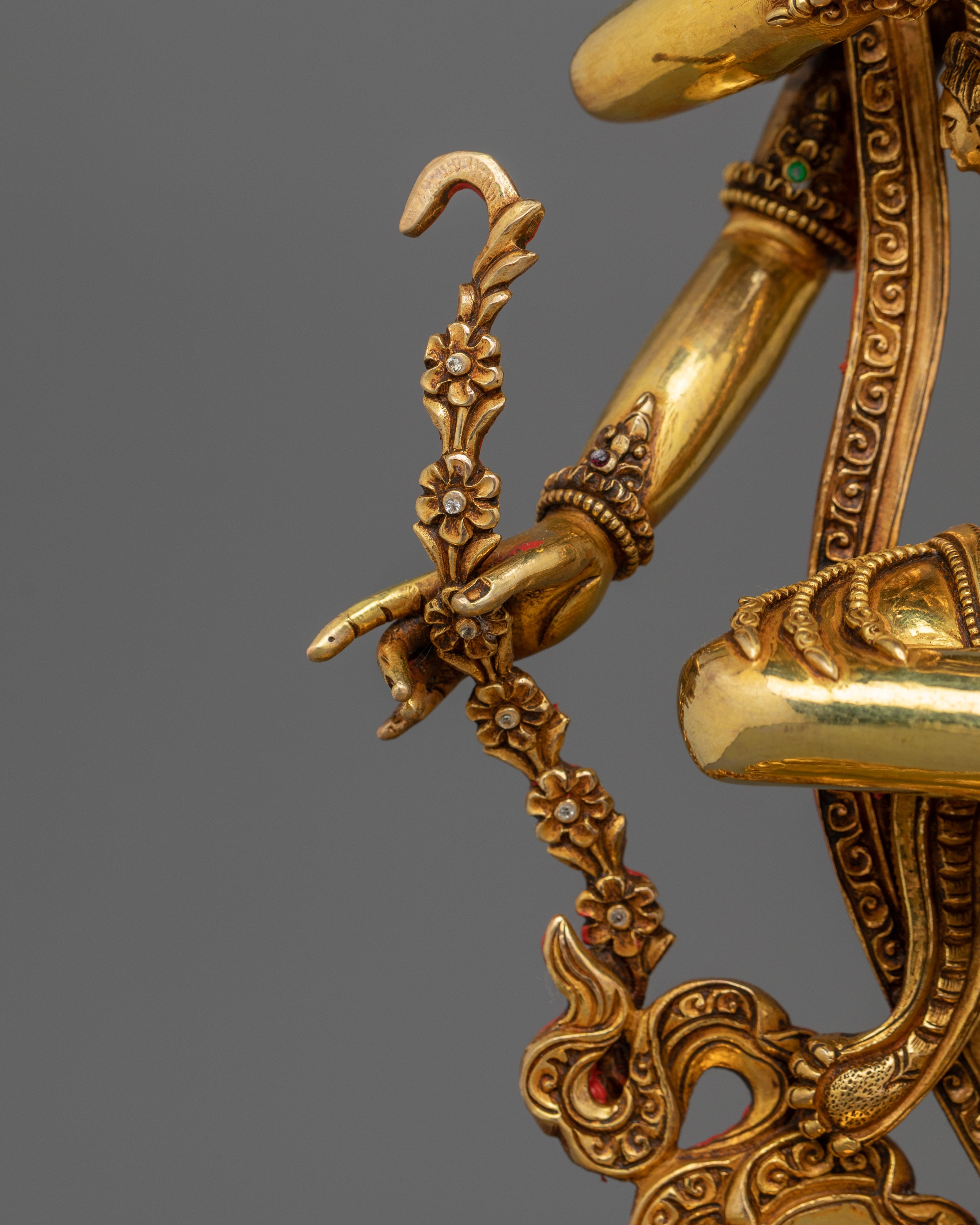 Sacred Kurukulla Deity Sculpture | Representation of Love and Magnetism