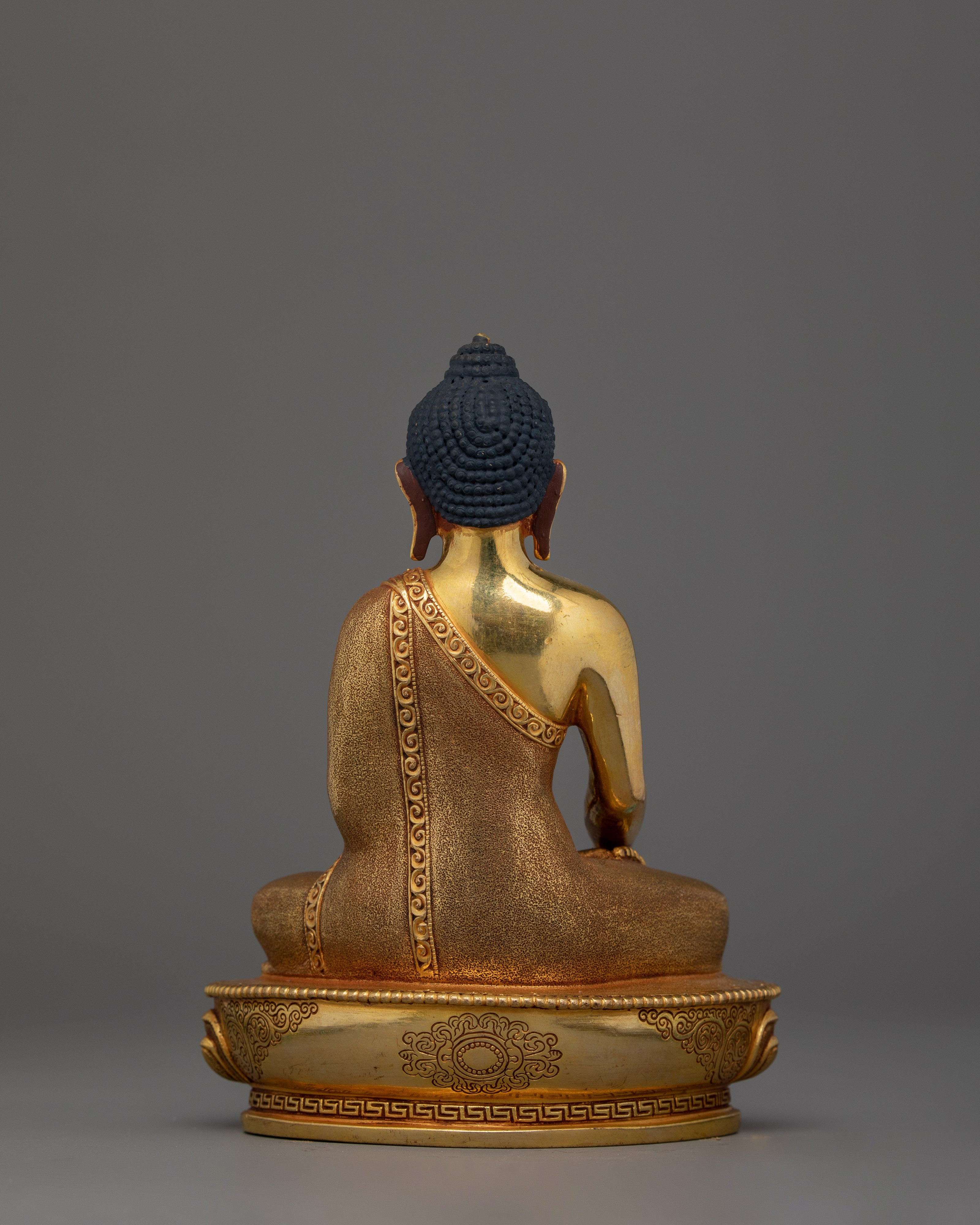 Peaceful Historical Buddha Shakyamuni Statue | The Enlightened Being