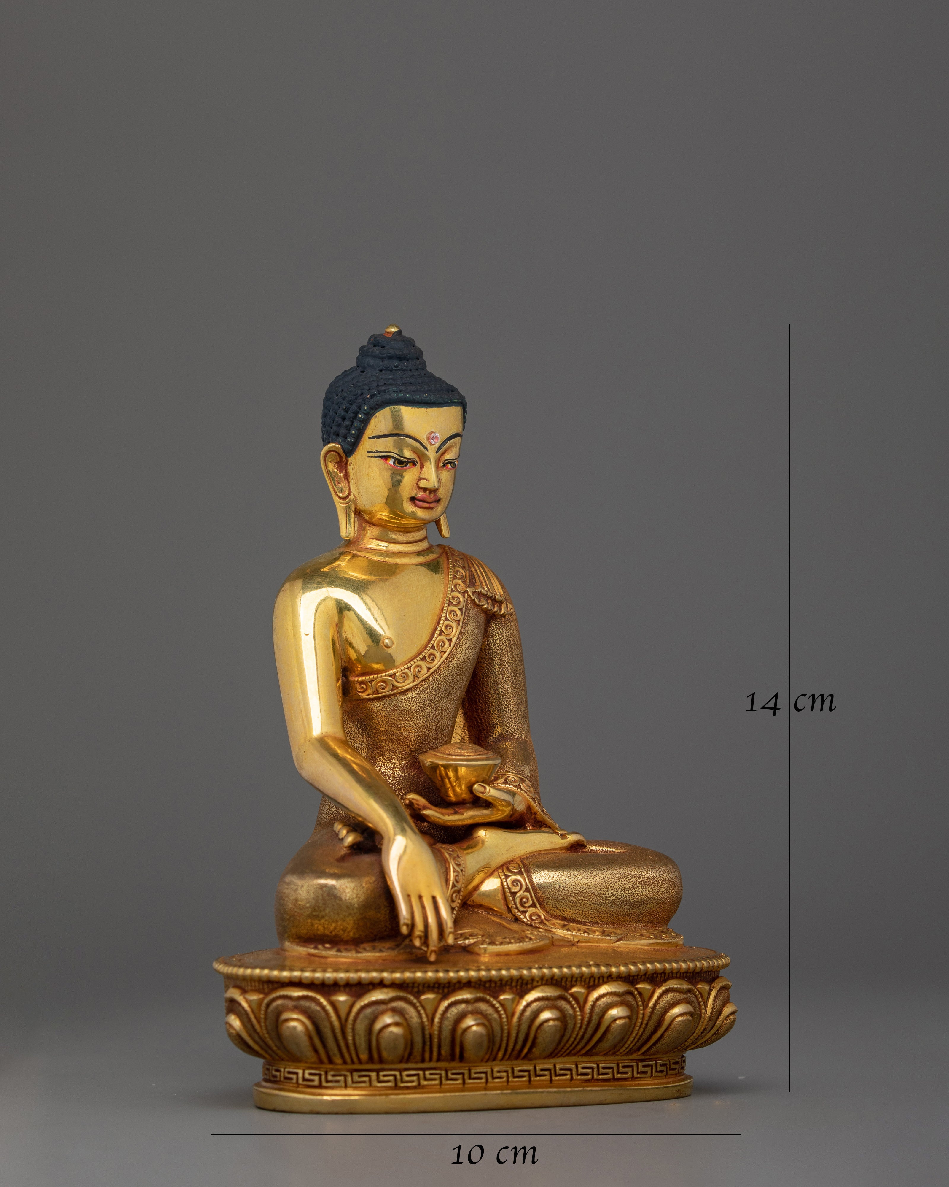 peaceful-historical-buddha-shakyamuni