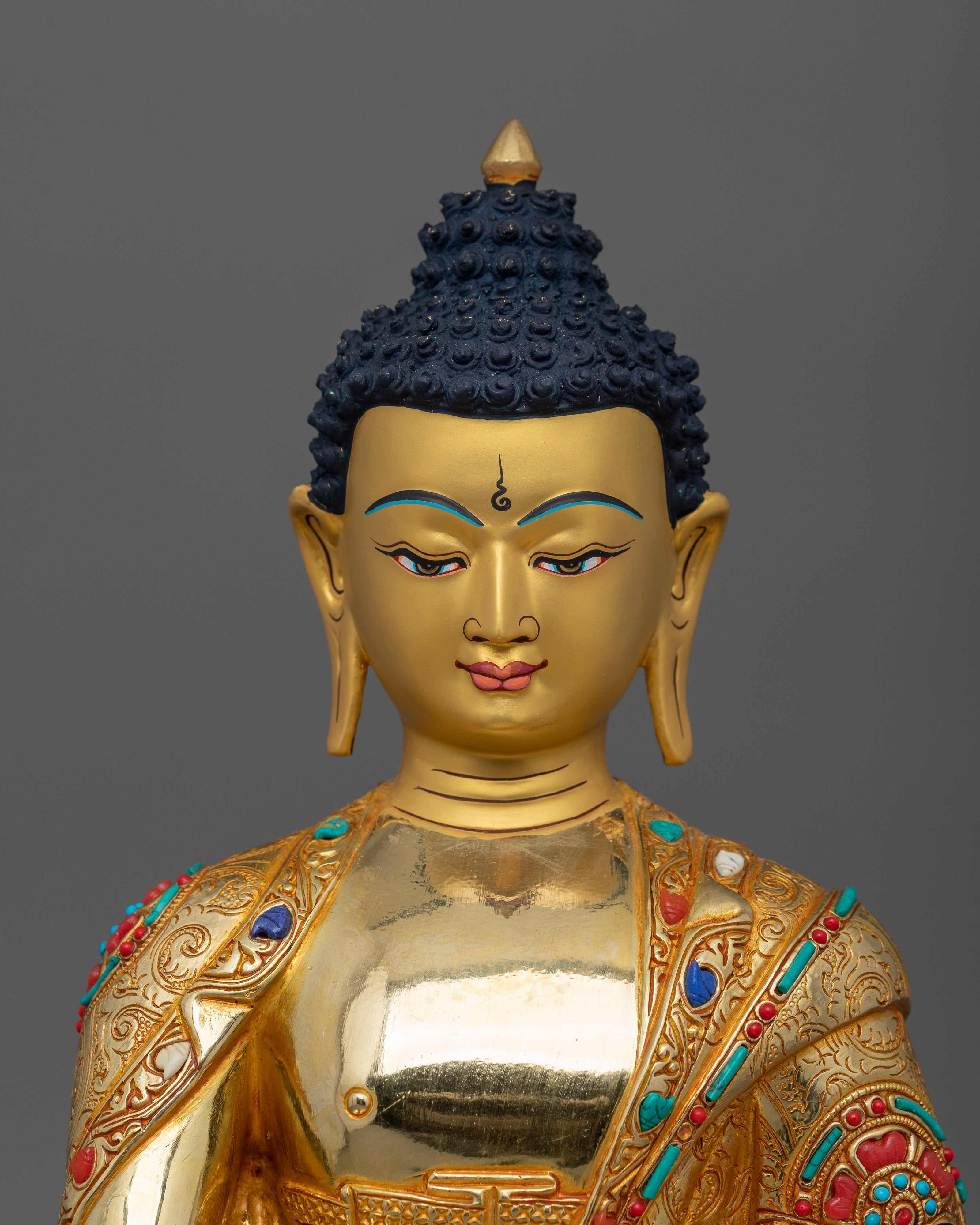 Buddhist Traditional Shakyamuni Buddha Statue | Representation of Serenity and Wisdom