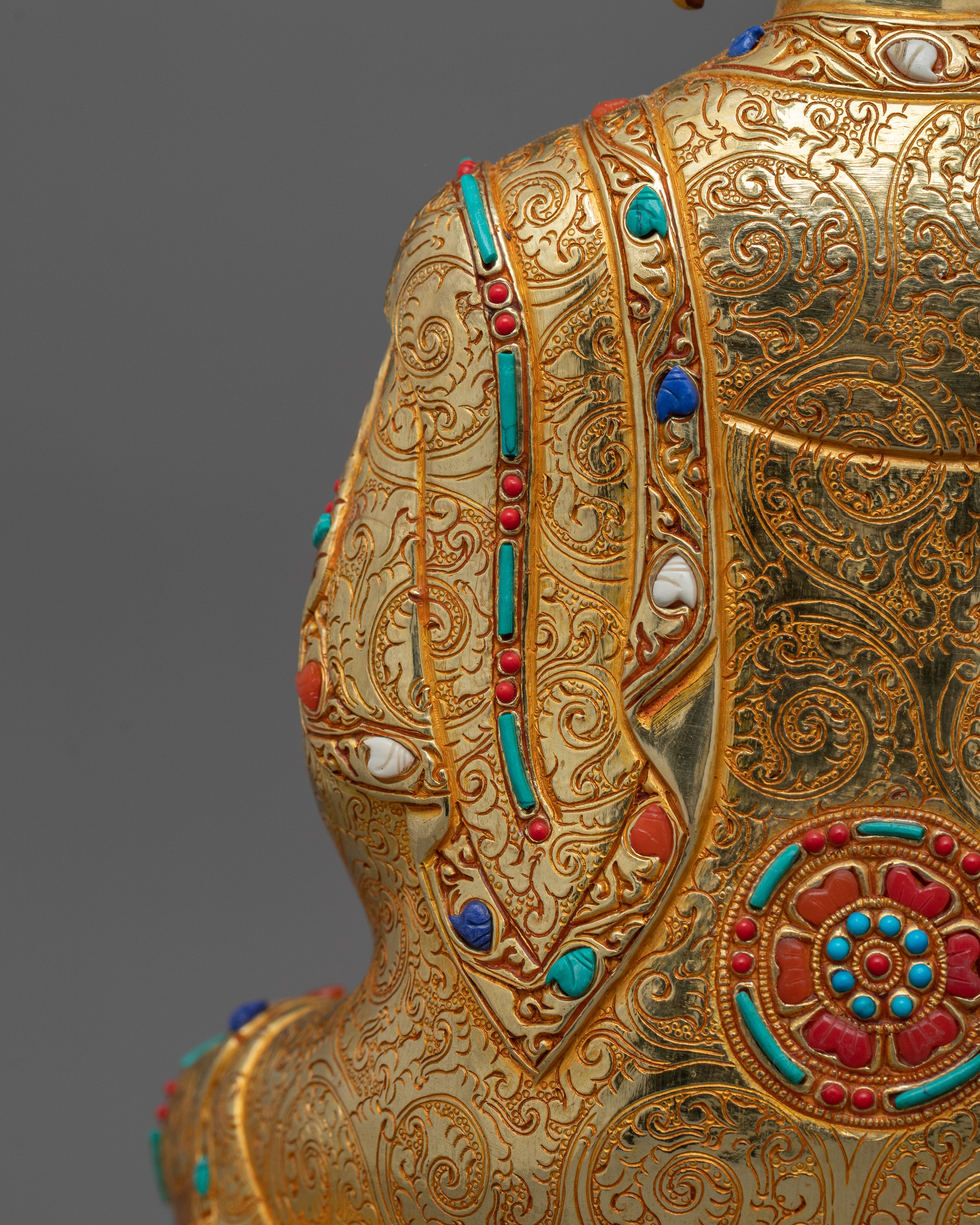 Buddhist Traditional Shakyamuni Buddha Statue | Representation of Serenity and Wisdom