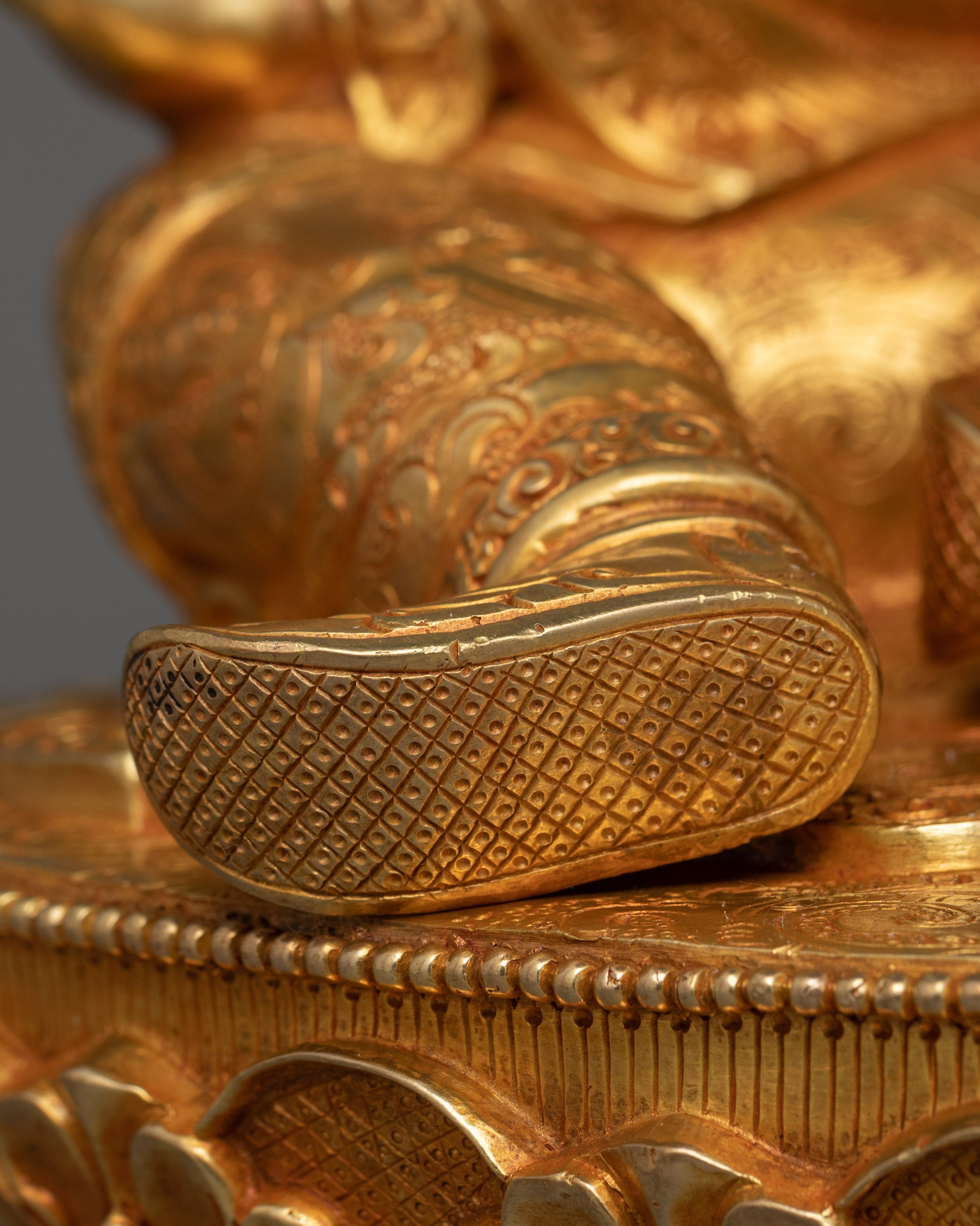 Tibetan Buddhism Guru Rinpoche Tantric Master Statue | Himalayan Buddhist Art of Nepal