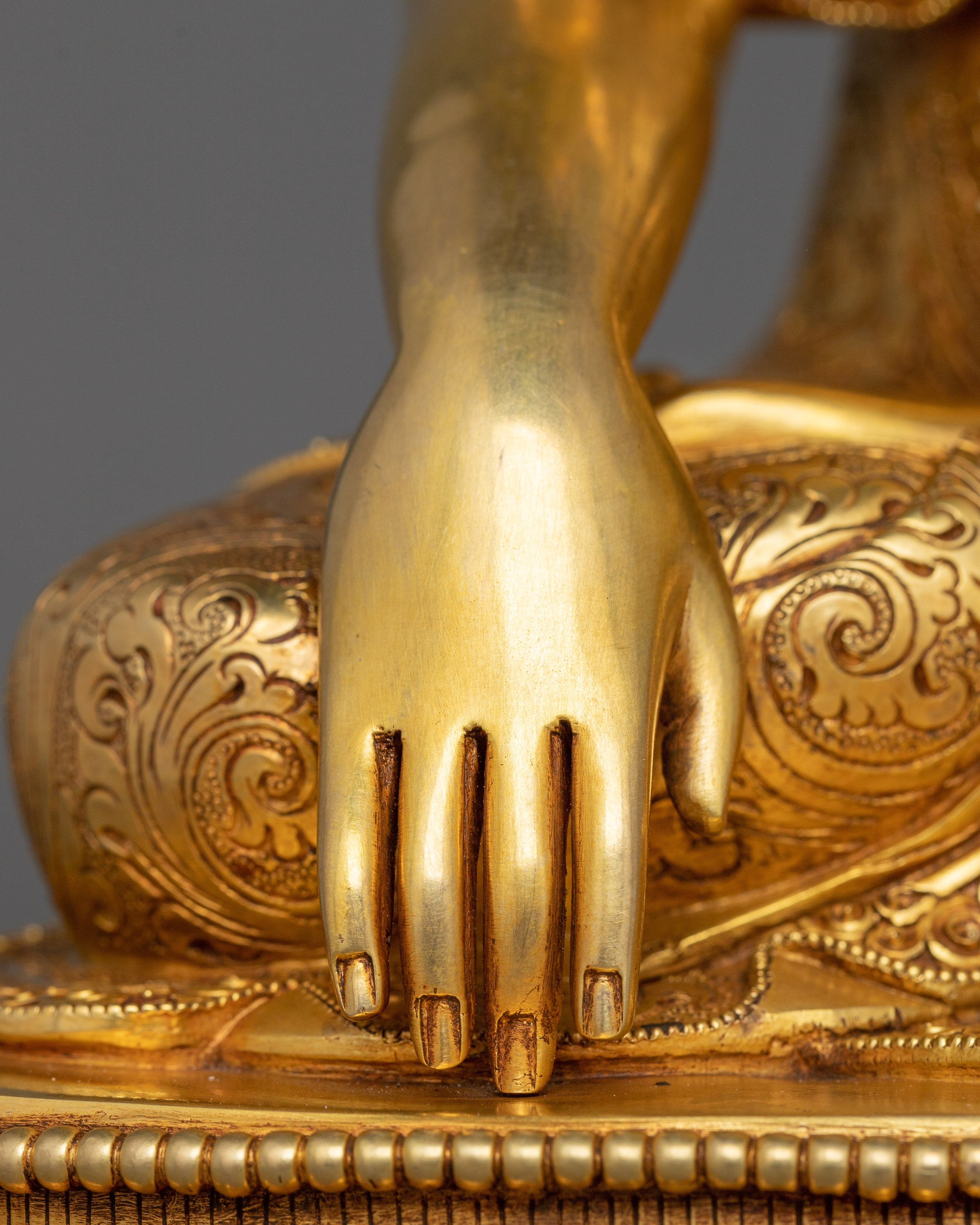 Historical Buddha Shakyamuni "Prince of Lumbini" | Symbol of mindfulness practice