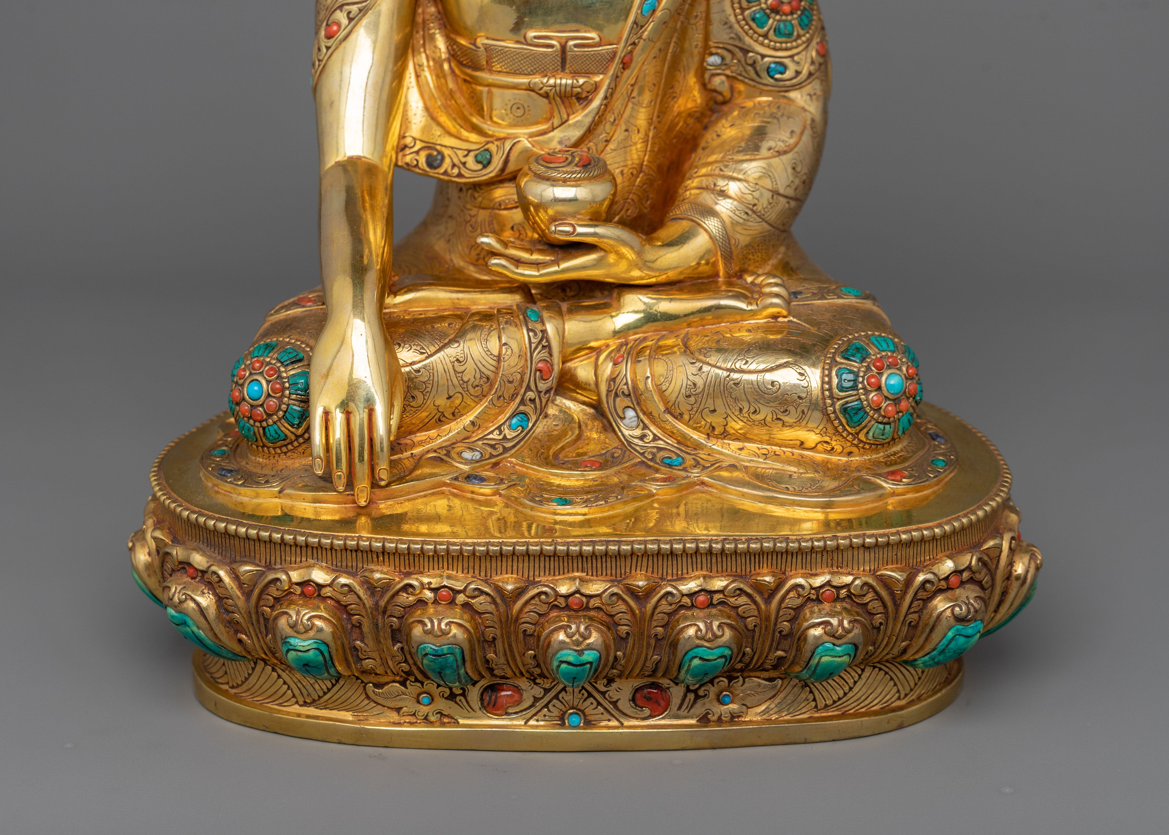 Spiritual Shakyamuni Buddha With Halo | Symbol of mindfulness practice