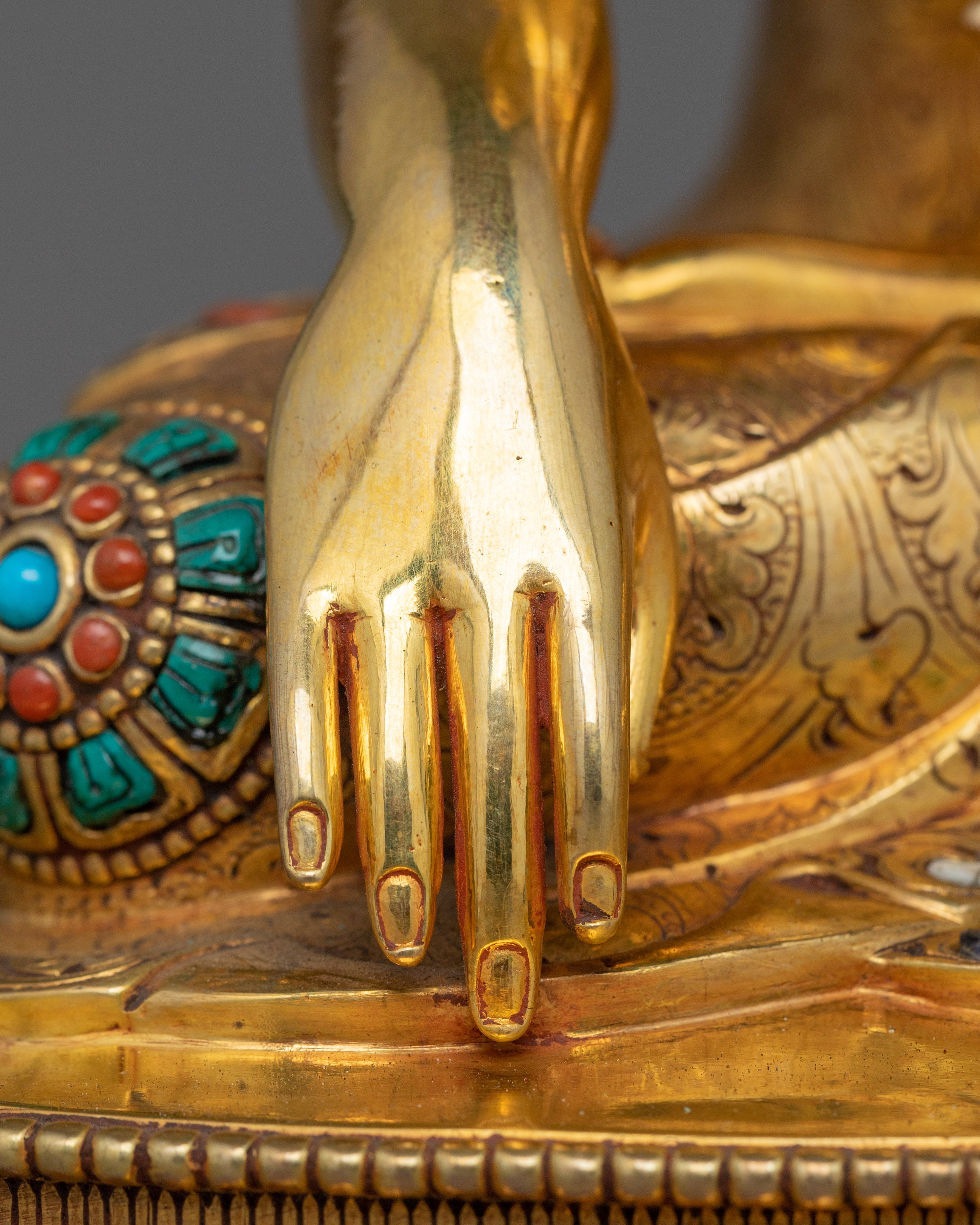 Spiritual Shakyamuni Buddha With Halo | Symbol of mindfulness practice