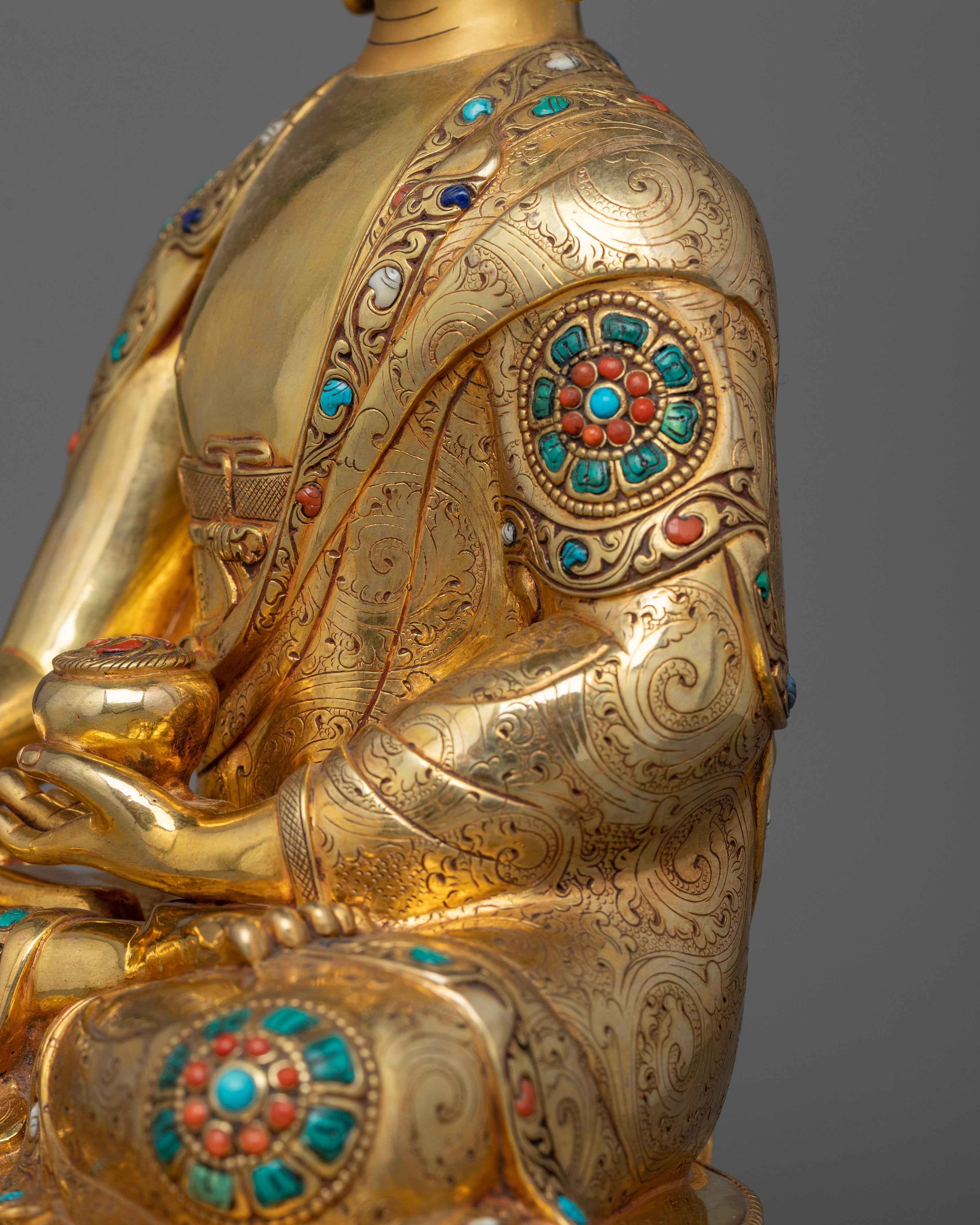 Spiritual Shakyamuni Buddha With Halo | Symbol of mindfulness practice