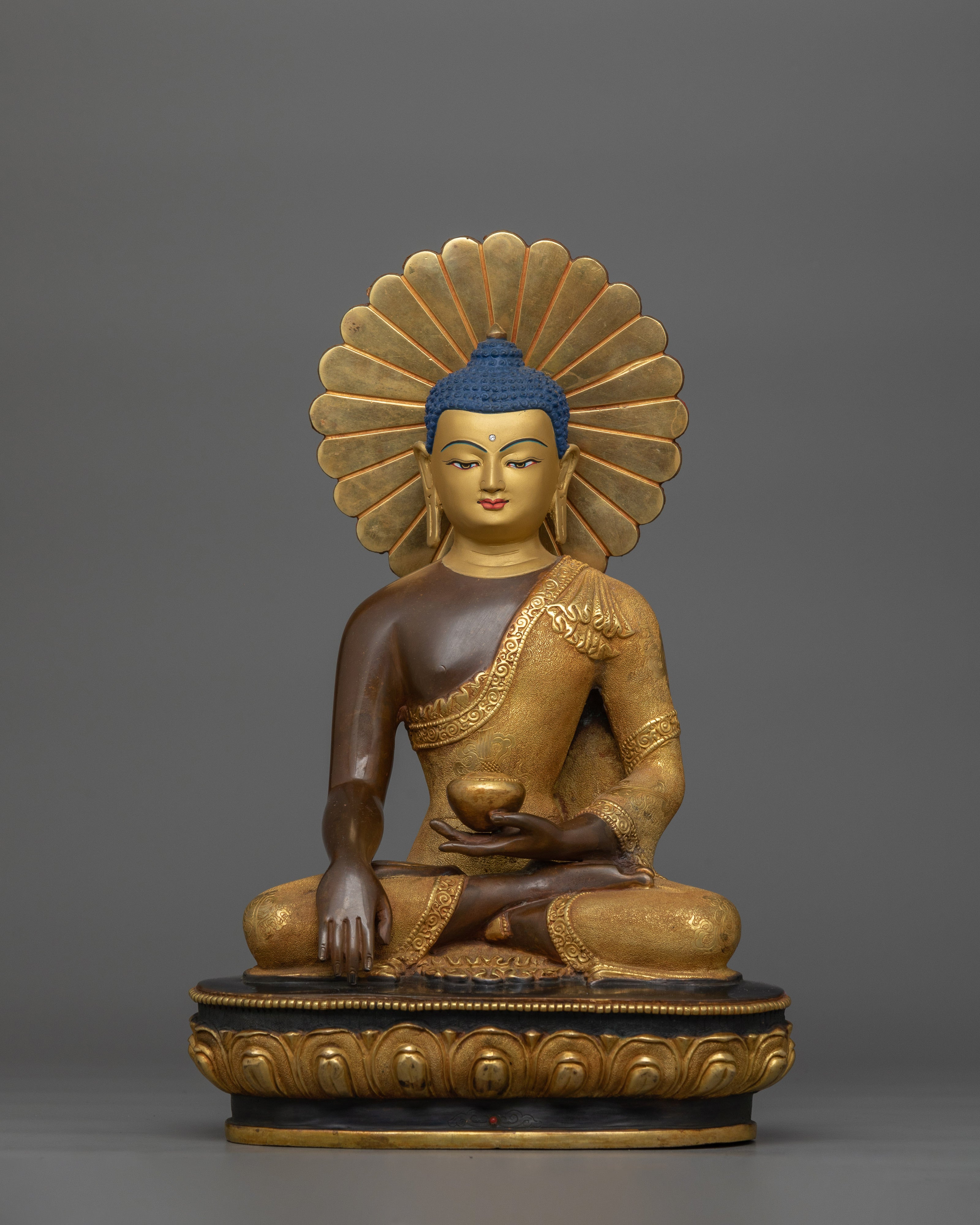historical Buddha Siddhartha Gautama Statue