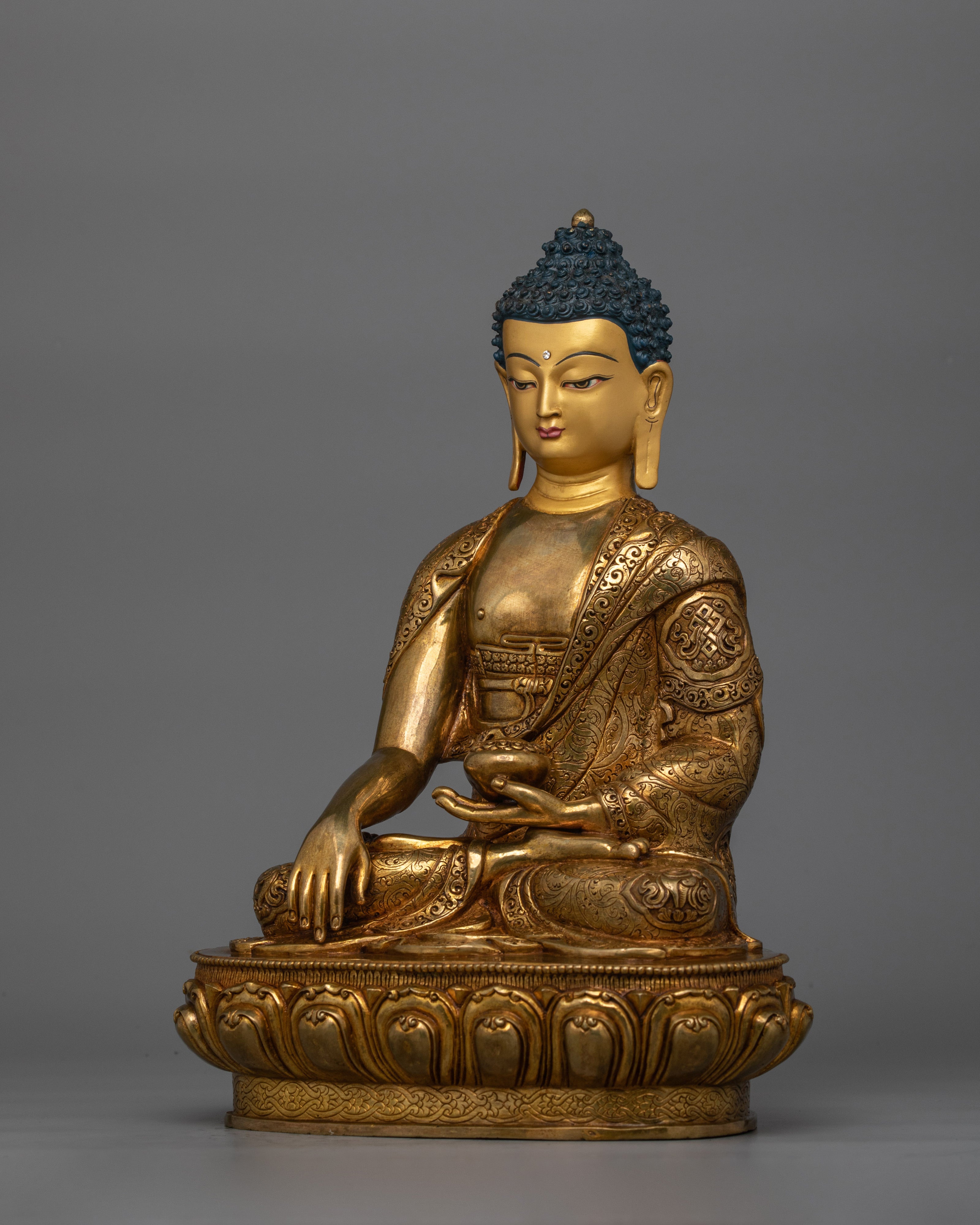 Shakyamuni Buddha the Founder of the Buddhist Religion | Symbol of Enlightened Buddha